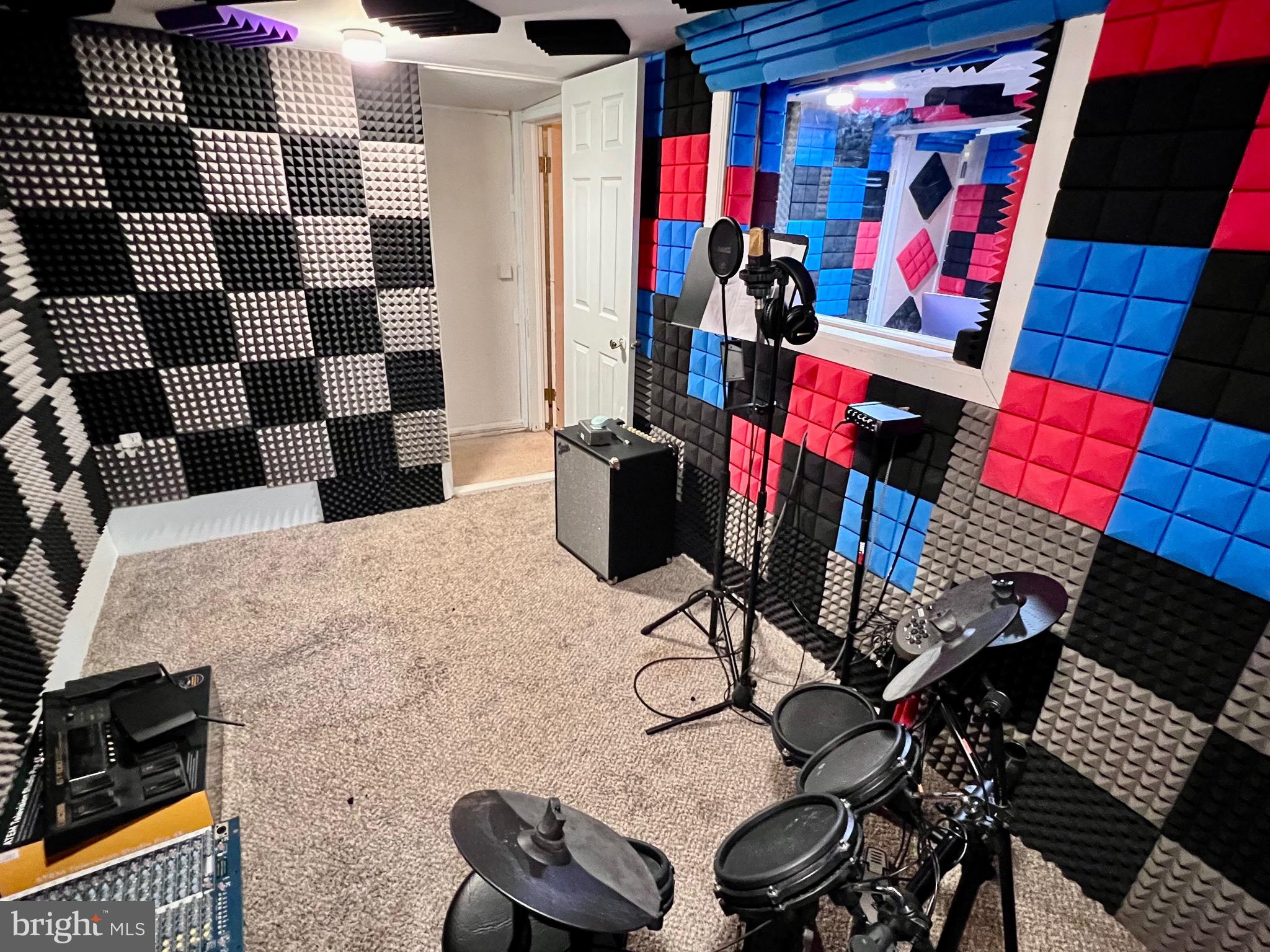 ELM RIDGE - Residential