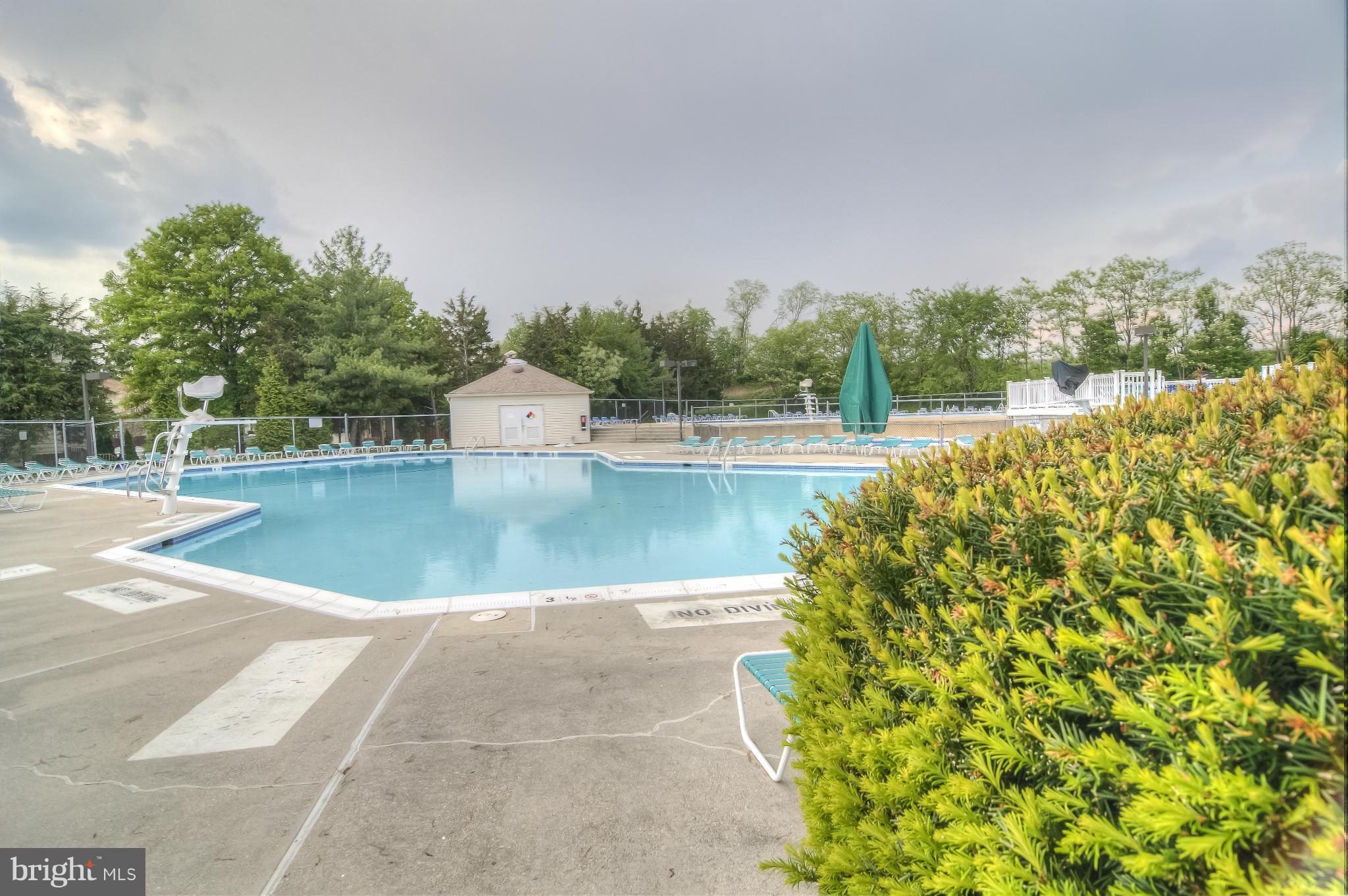 TIERS OF MANCHESTER LAKES - Residential