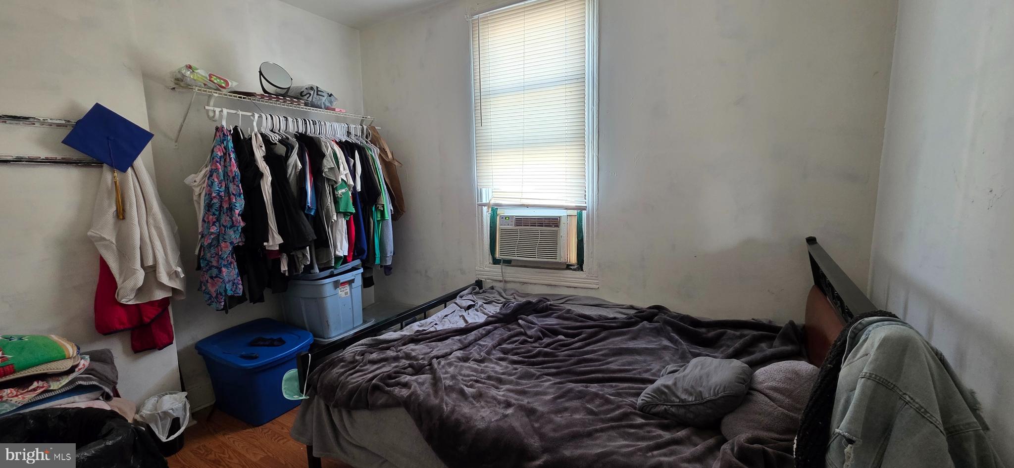 WHITMAN - Residential