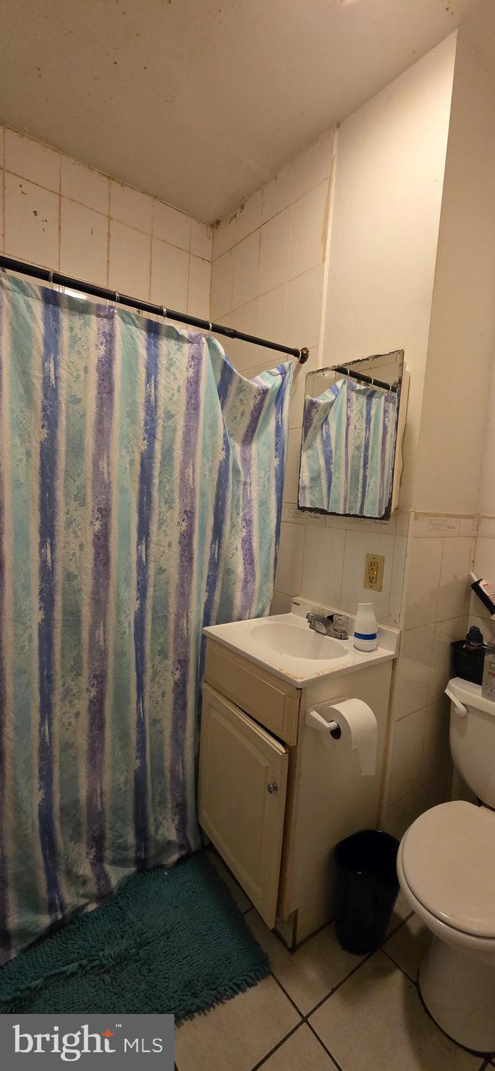 WHITMAN - Residential