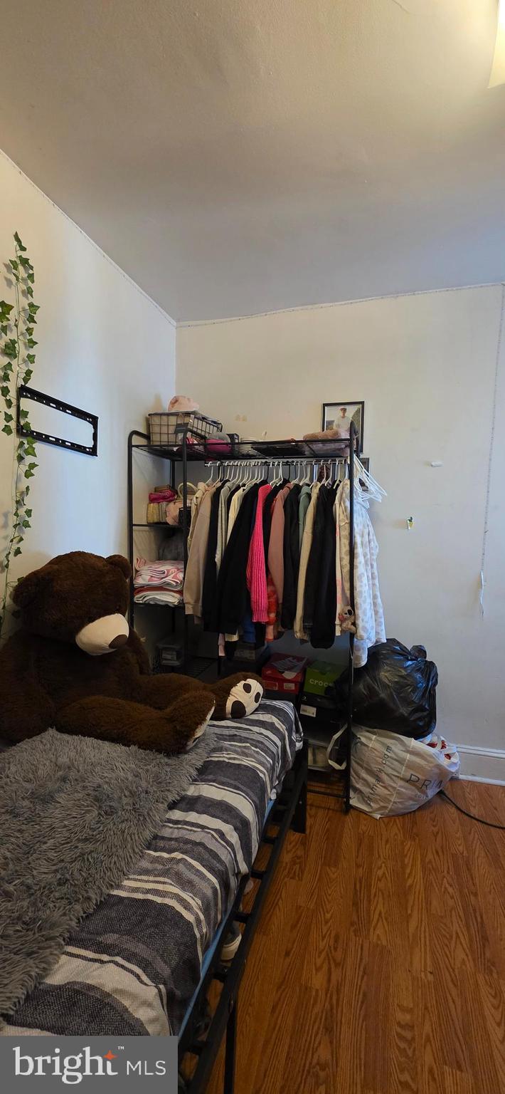 WHITMAN - Residential