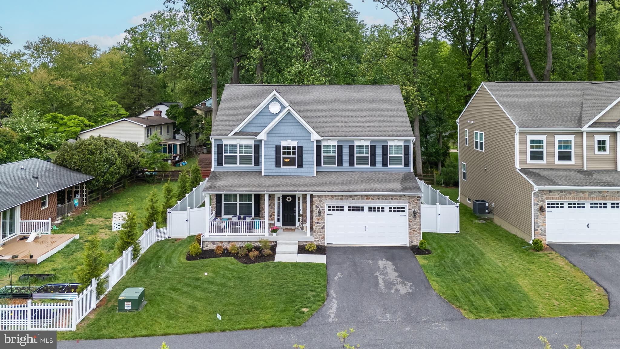HUNTINGTON - Residential