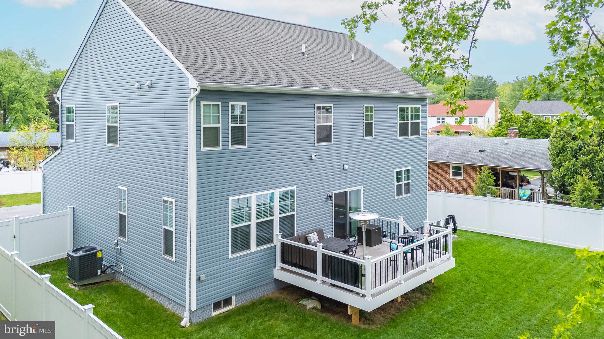 HUNTINGTON - Residential
