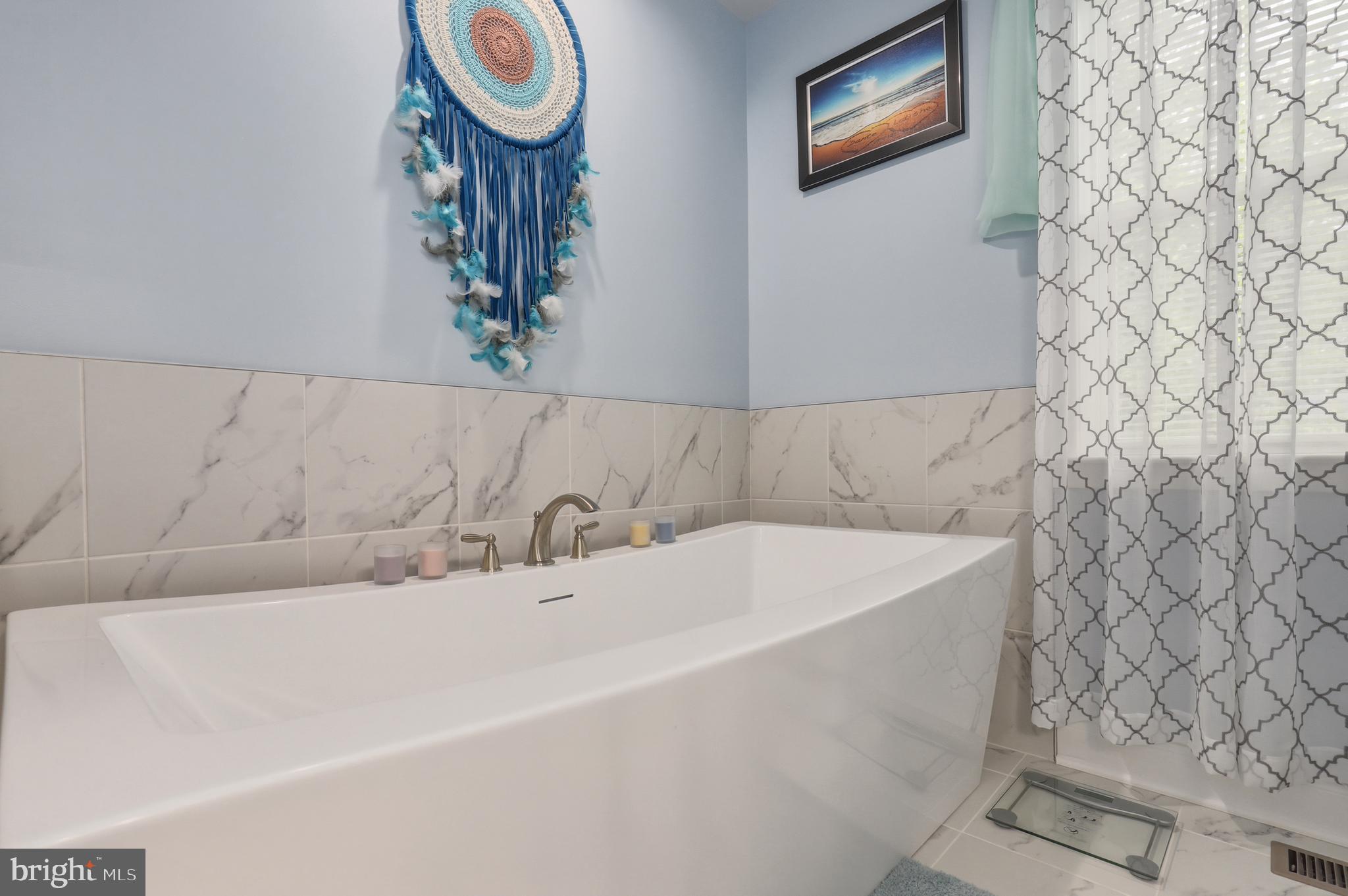 HUNTINGTON - Residential