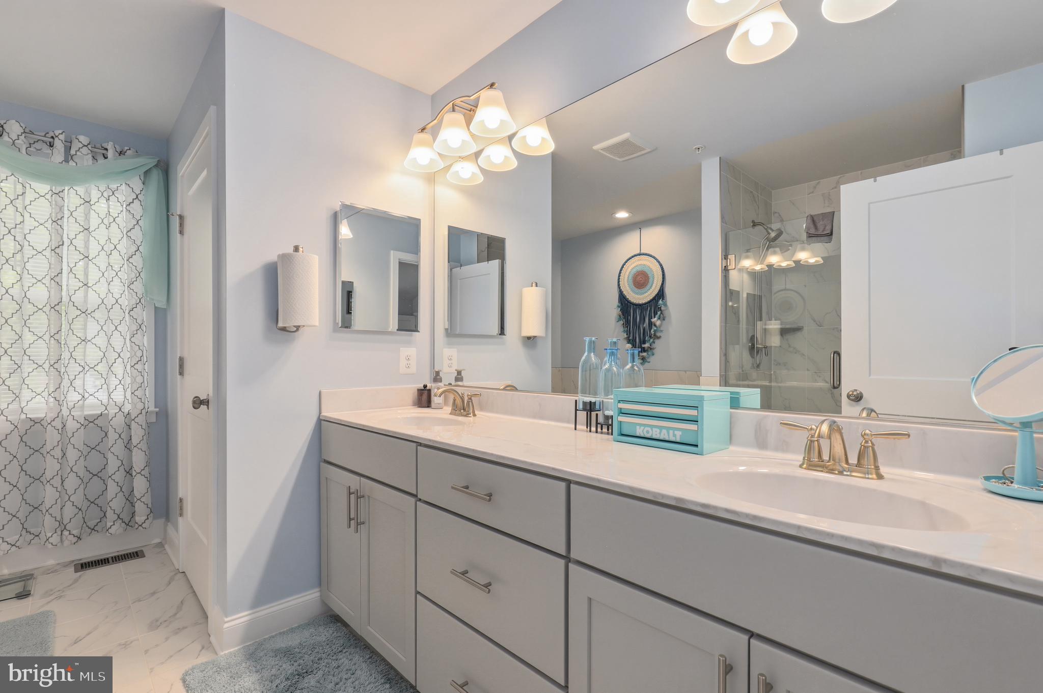 HUNTINGTON - Residential