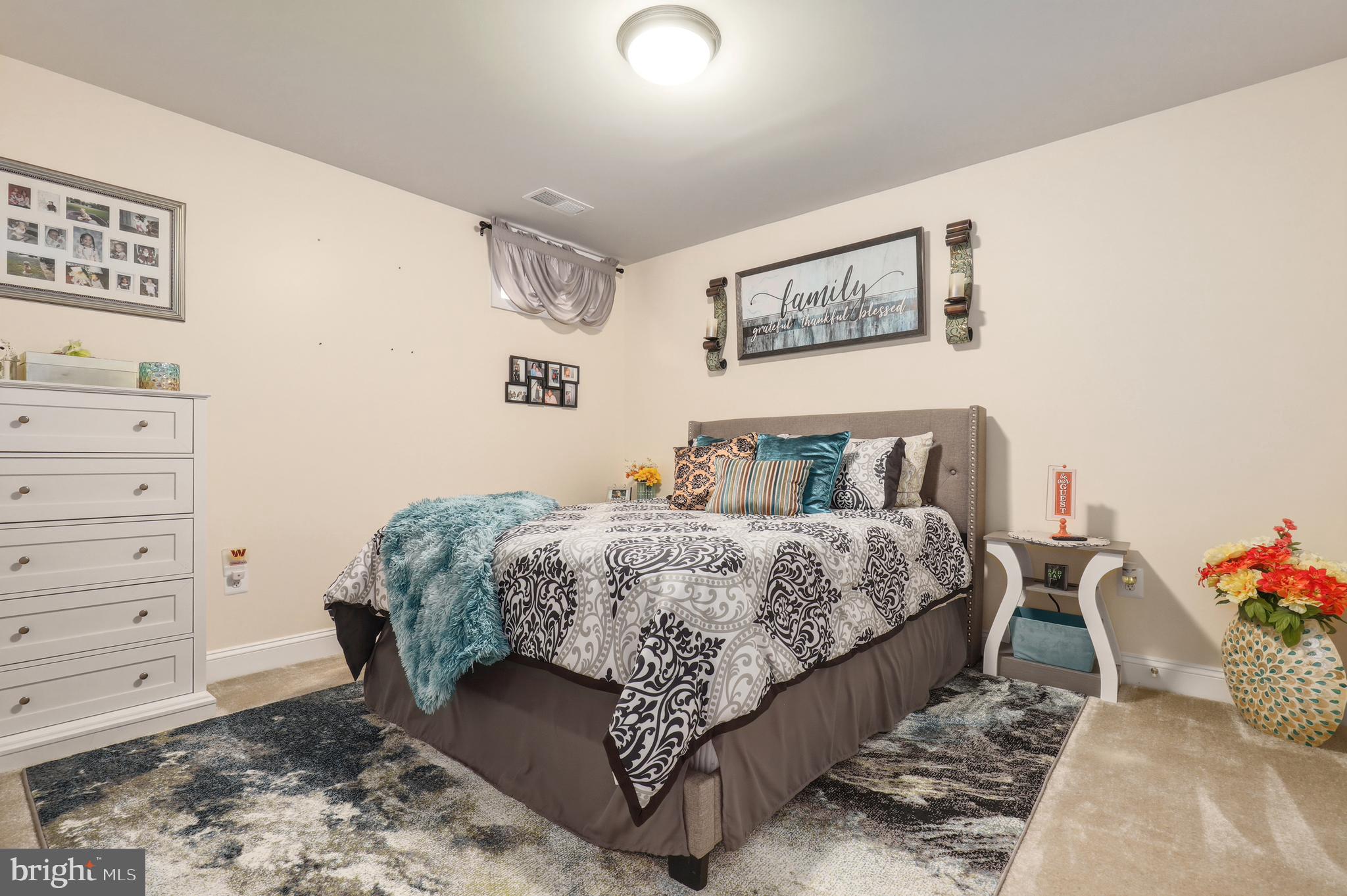 HUNTINGTON - Residential