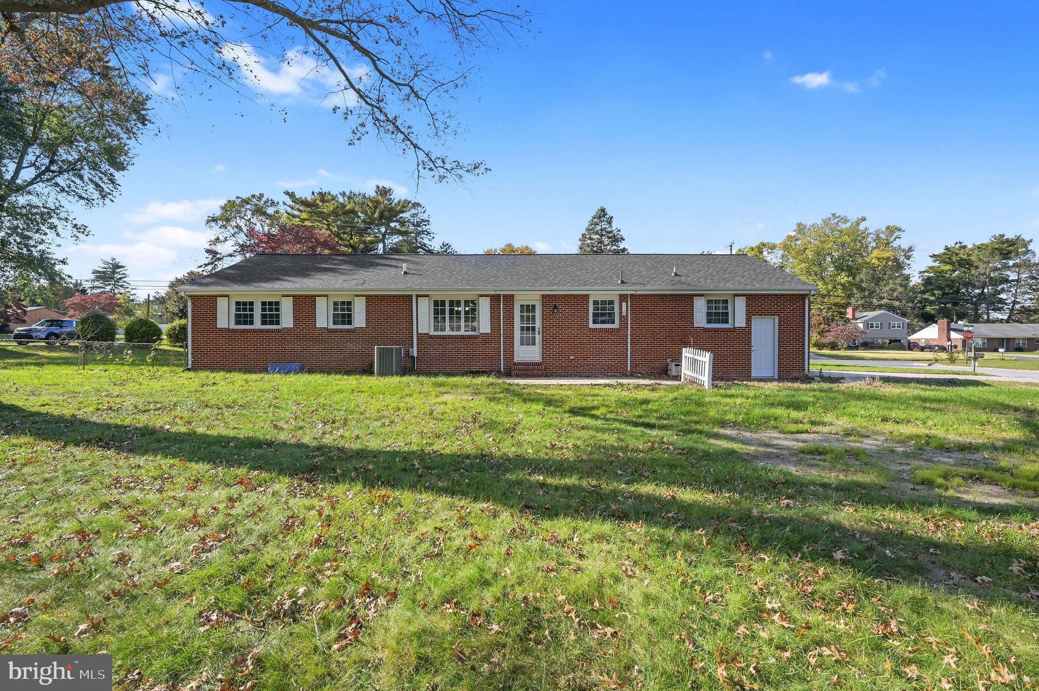201 N OLD MILL RD