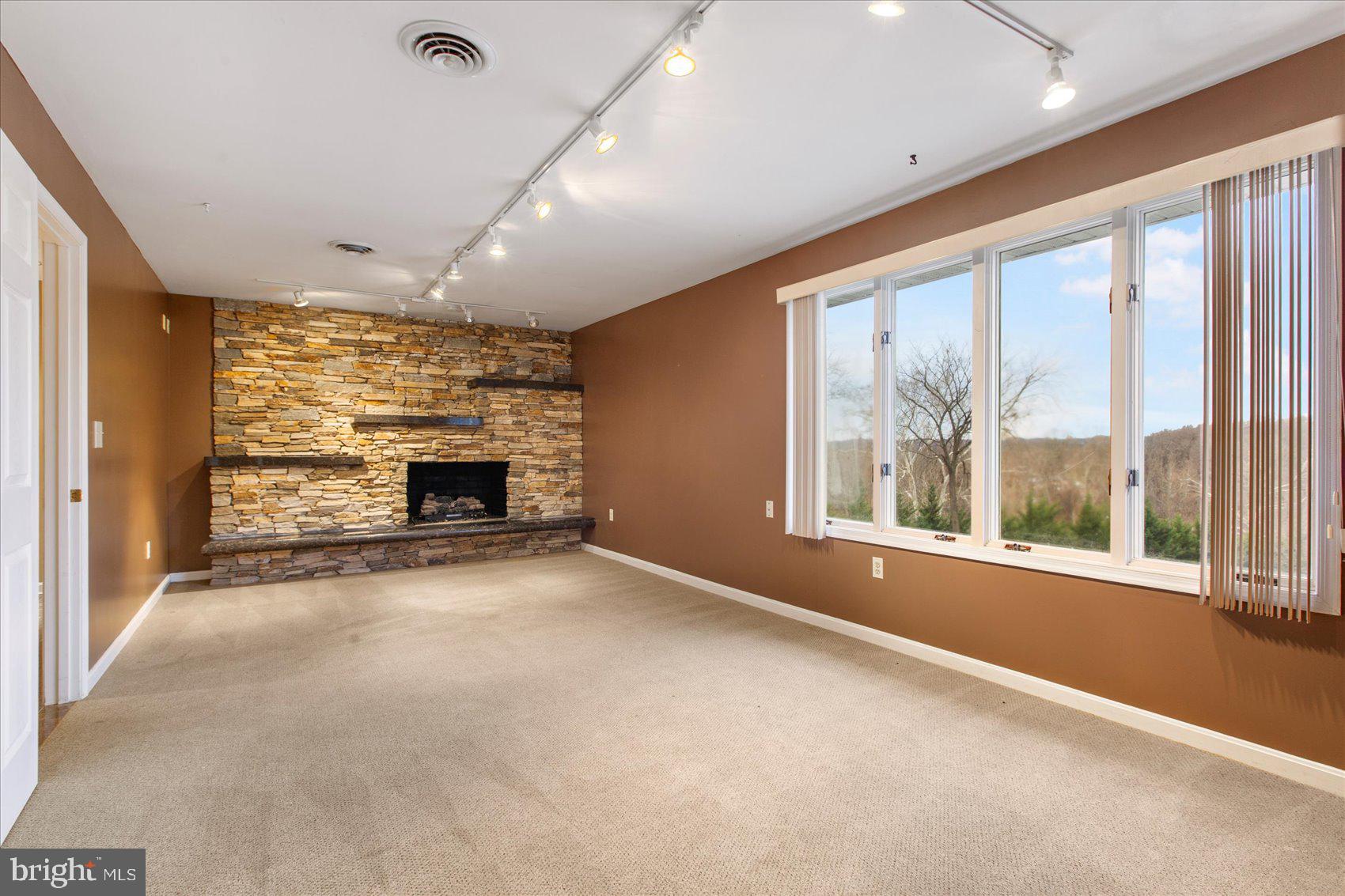 SPARKS GLENCOE - Residential Lease