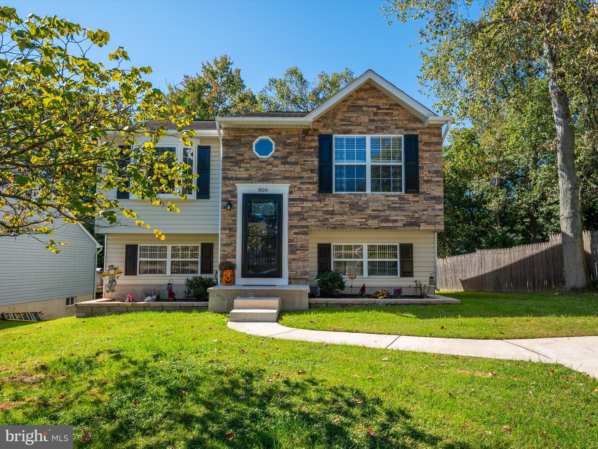 SILVER SANDS - Residential