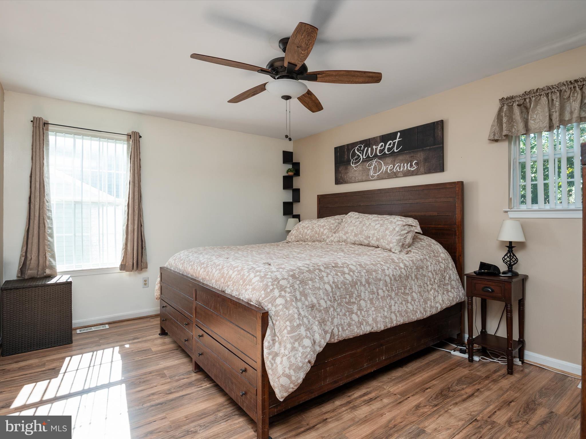 SILVER SANDS - Residential