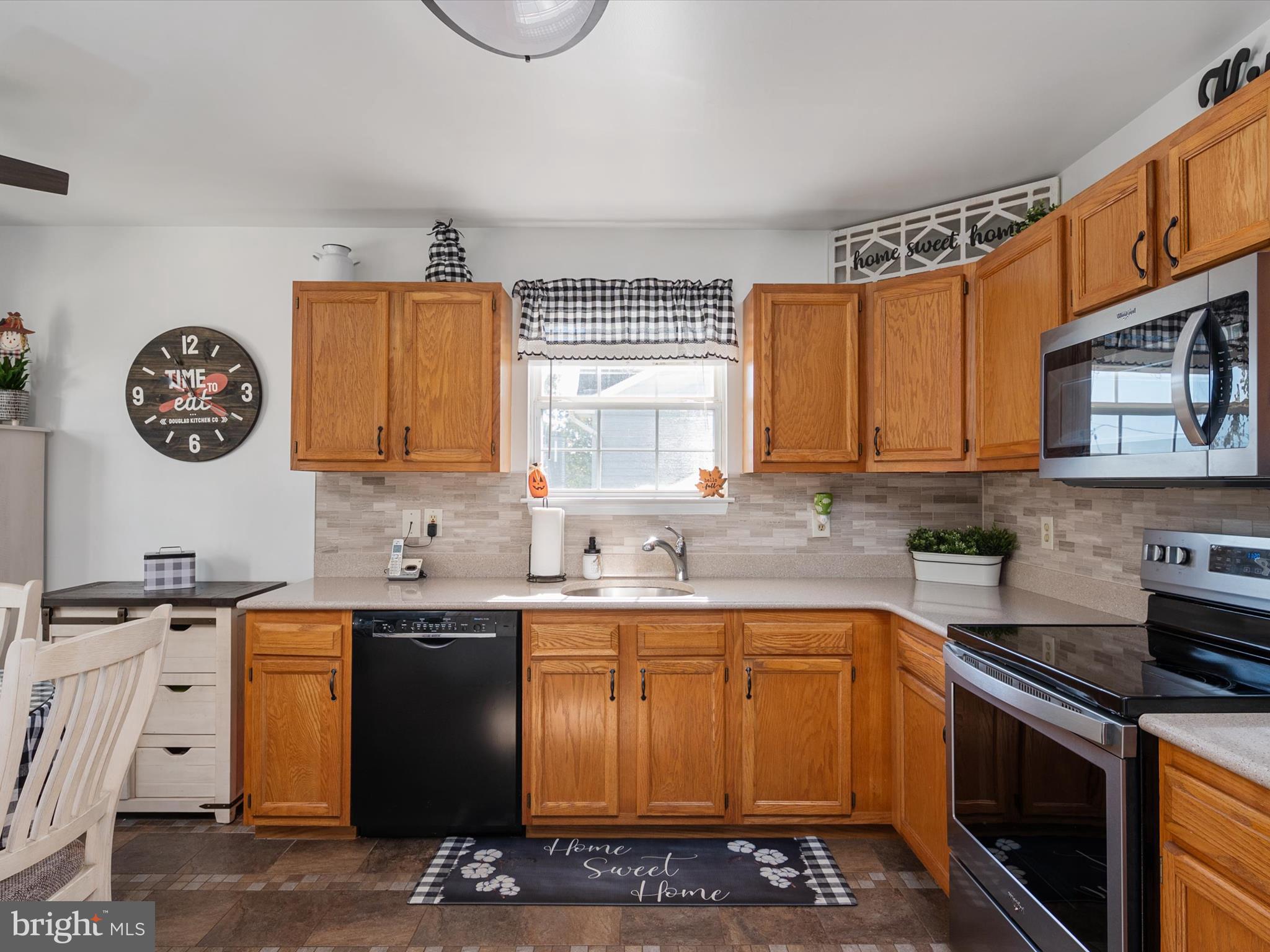 SILVER SANDS - Residential