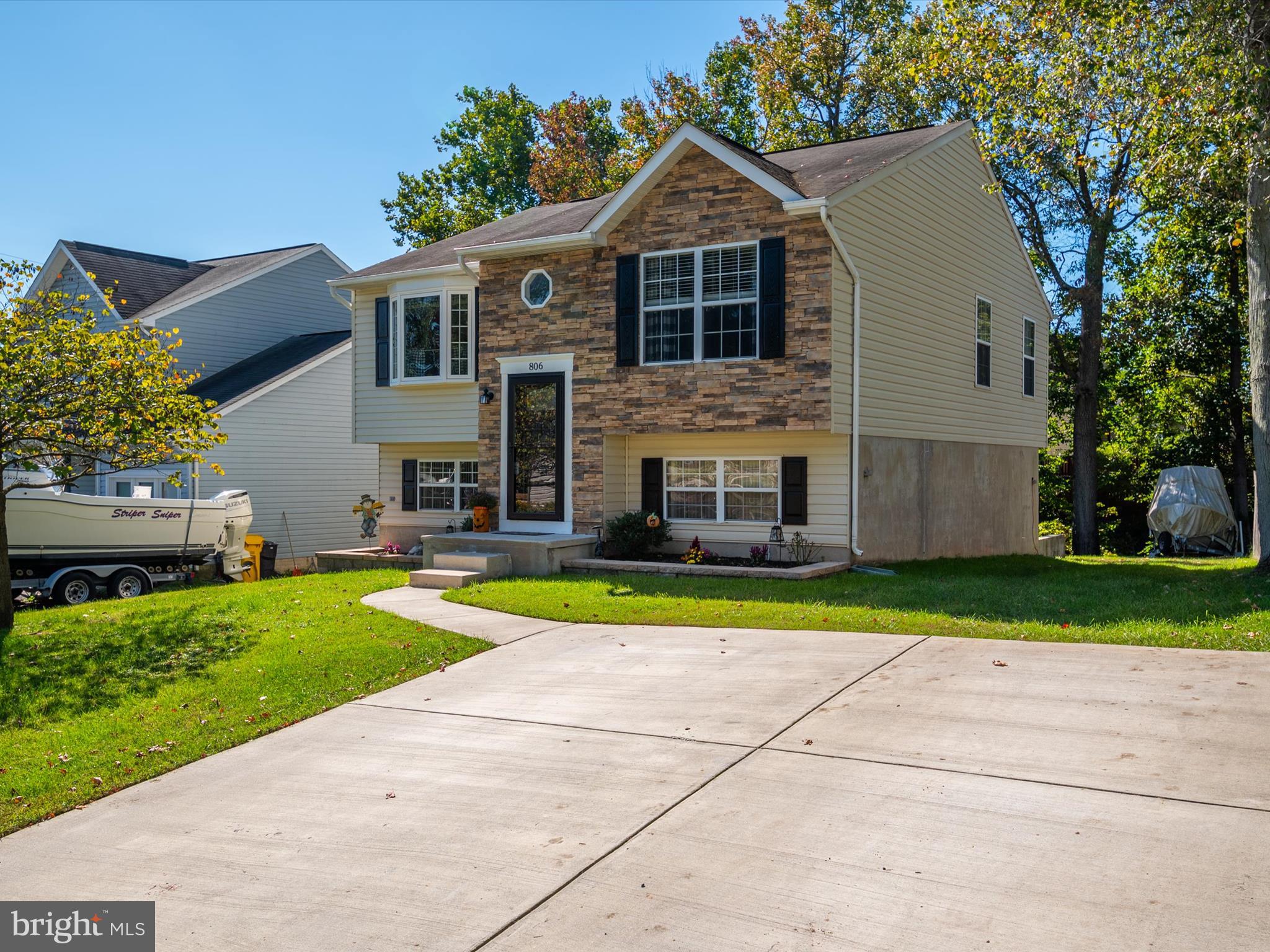 SILVER SANDS - Residential