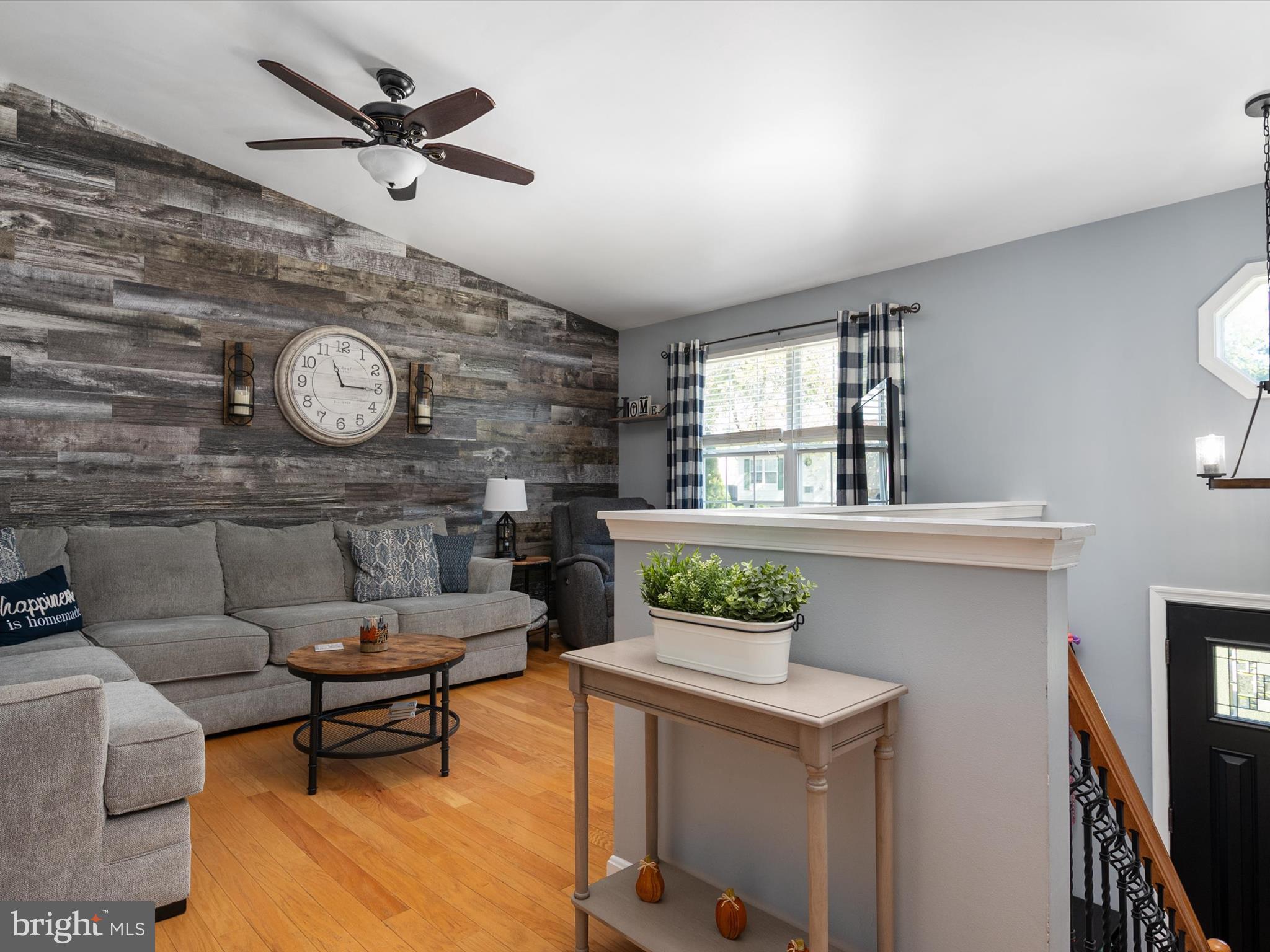 SILVER SANDS - Residential