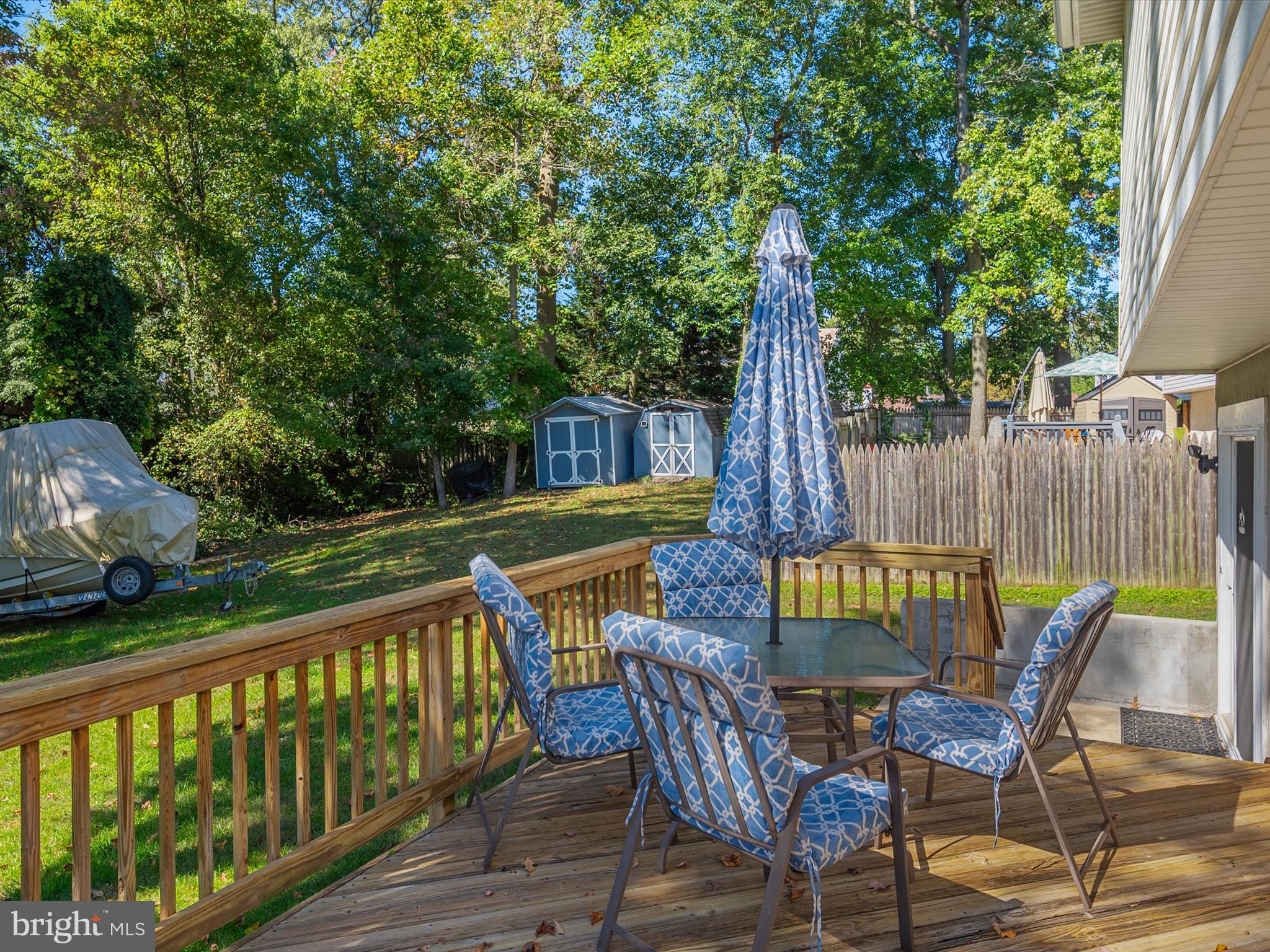 SILVER SANDS - Residential