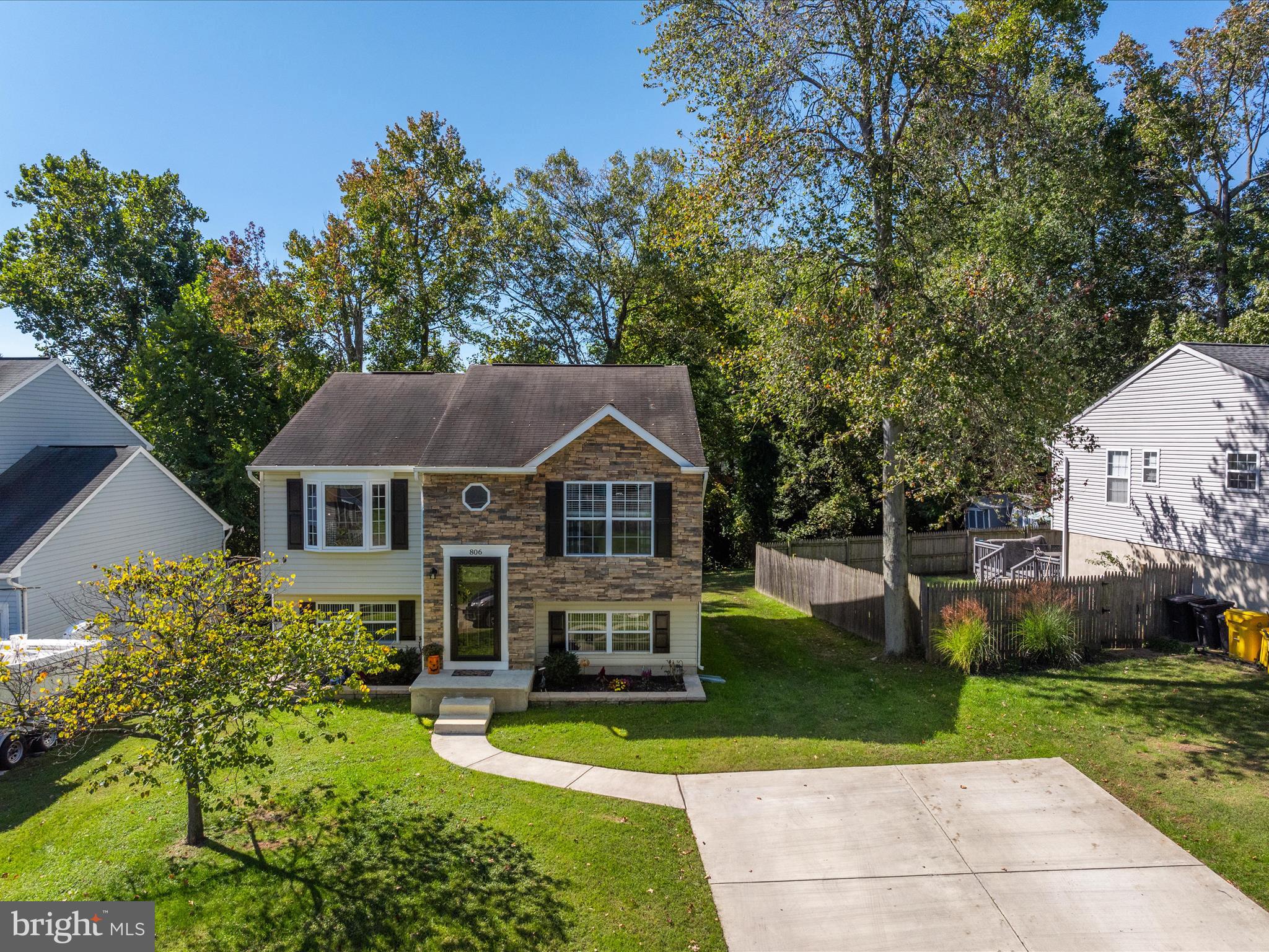 SILVER SANDS - Residential