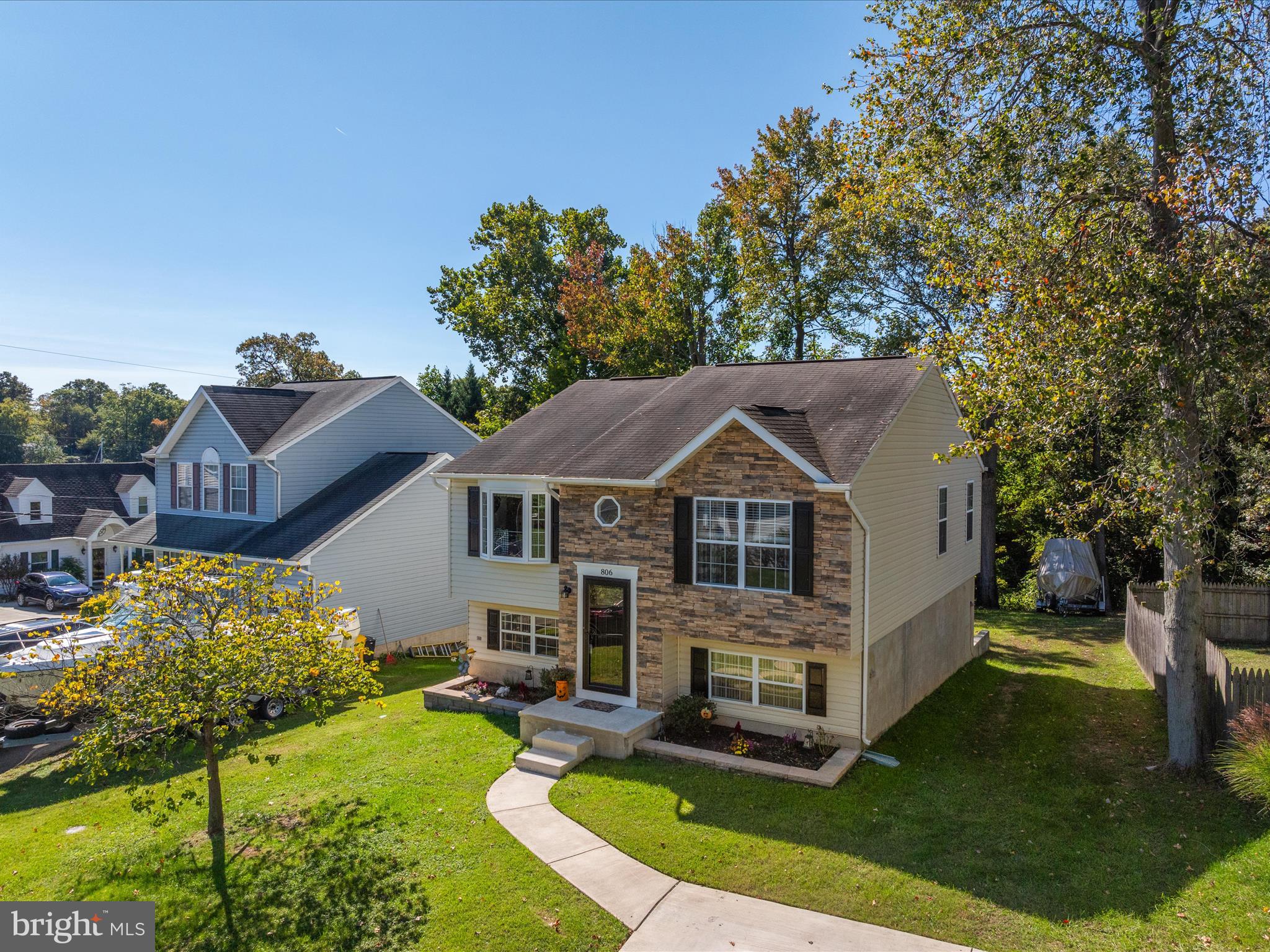 SILVER SANDS - Residential