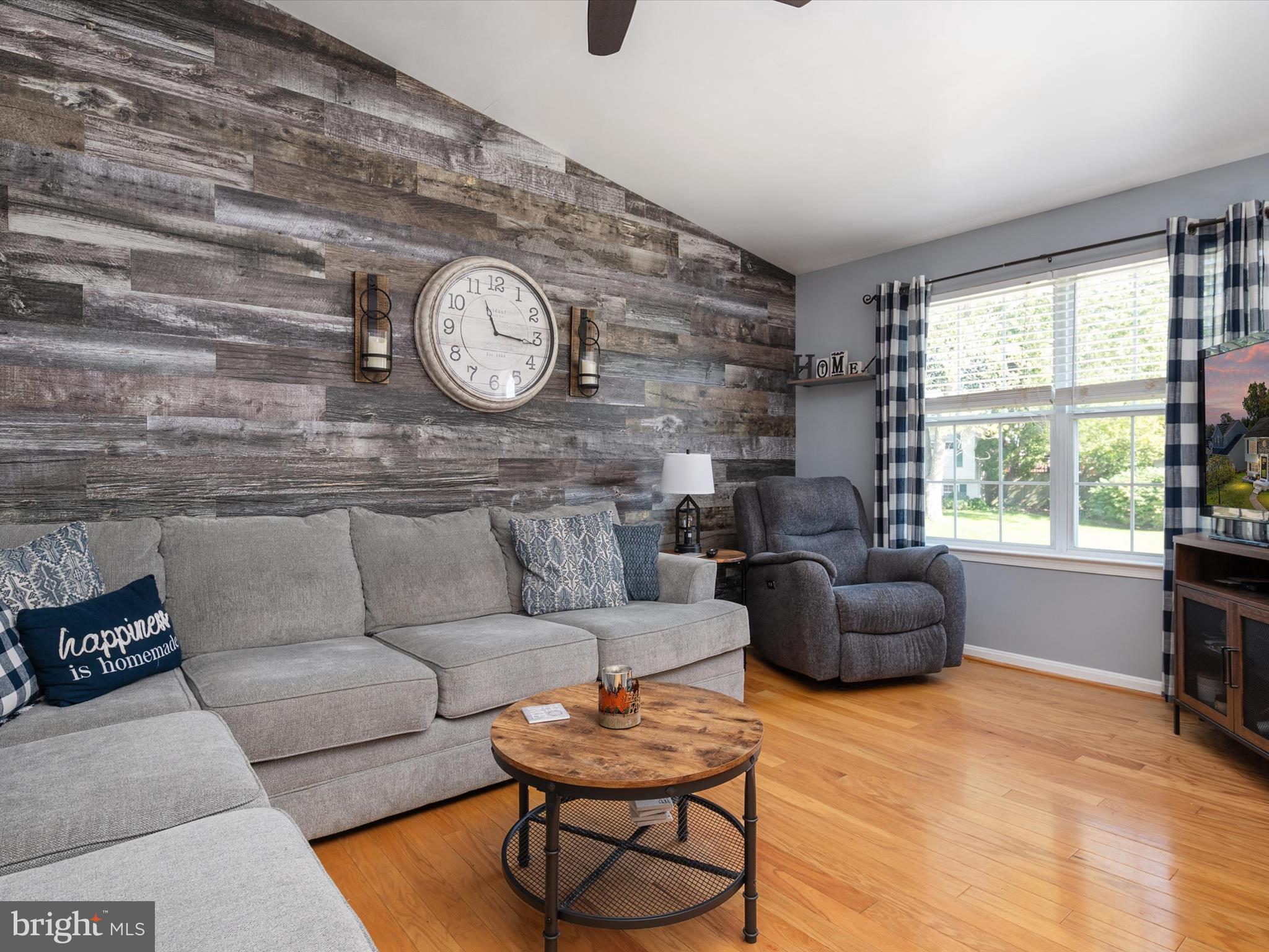 SILVER SANDS - Residential