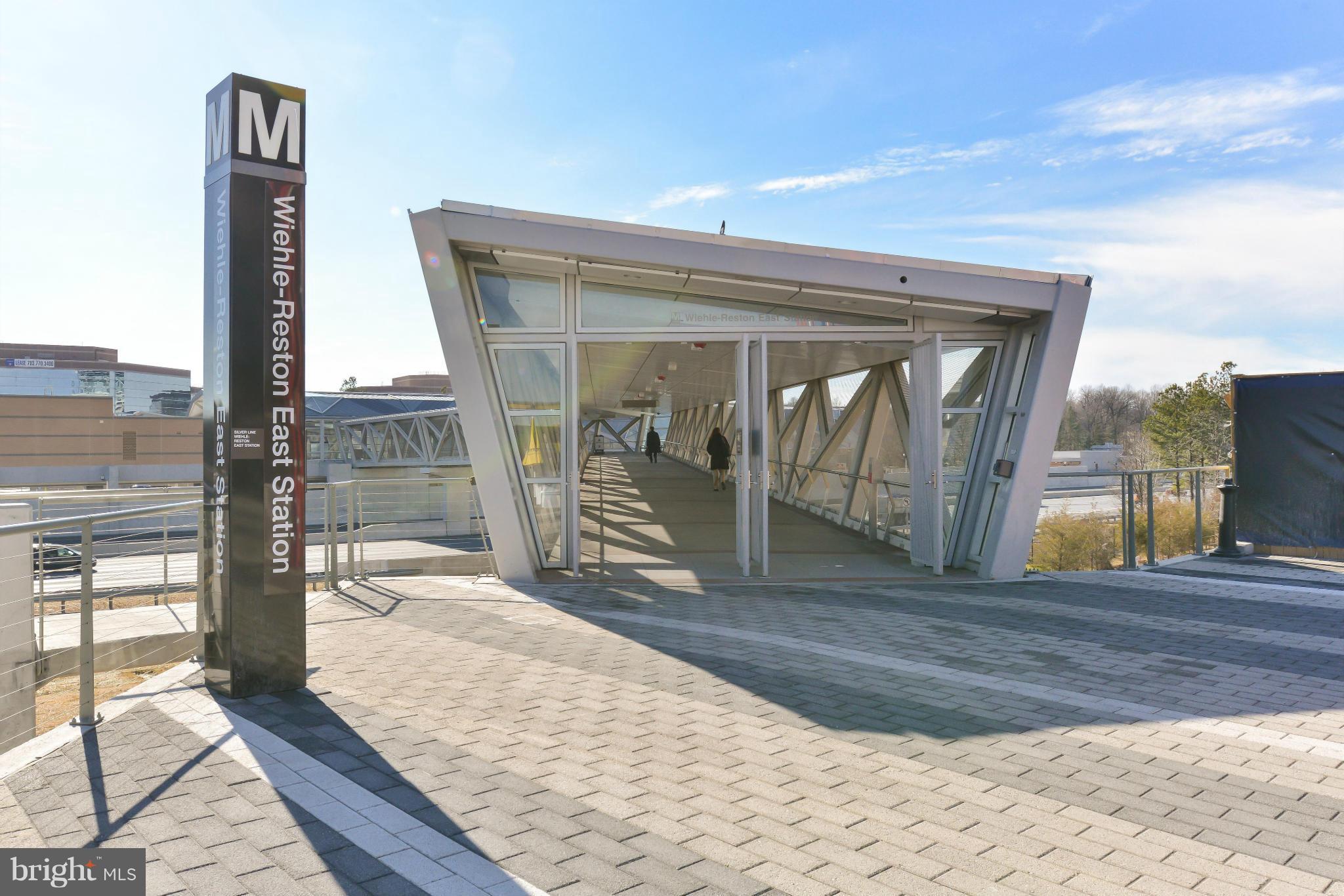 RESTON - Residential