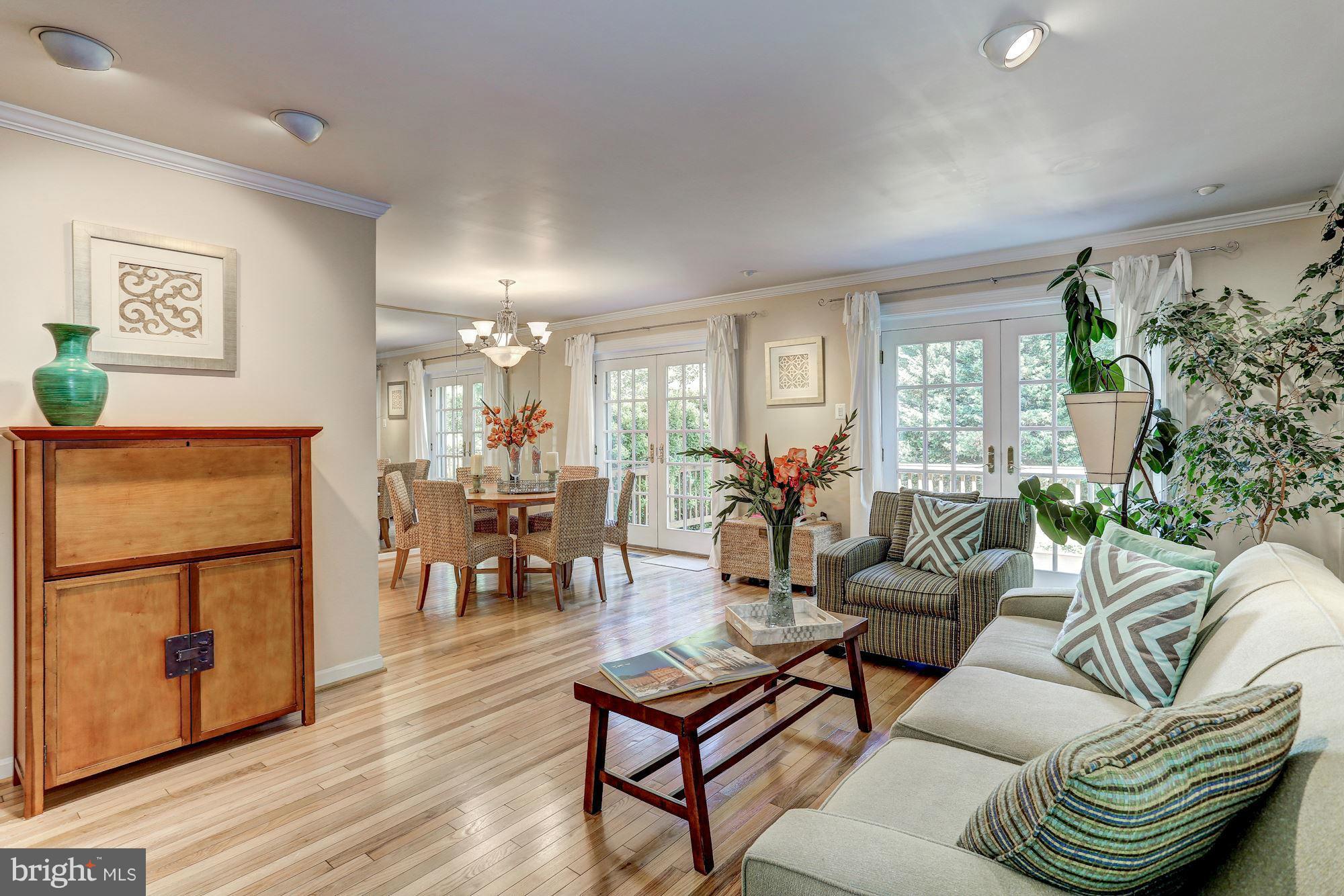 RESTON - Residential