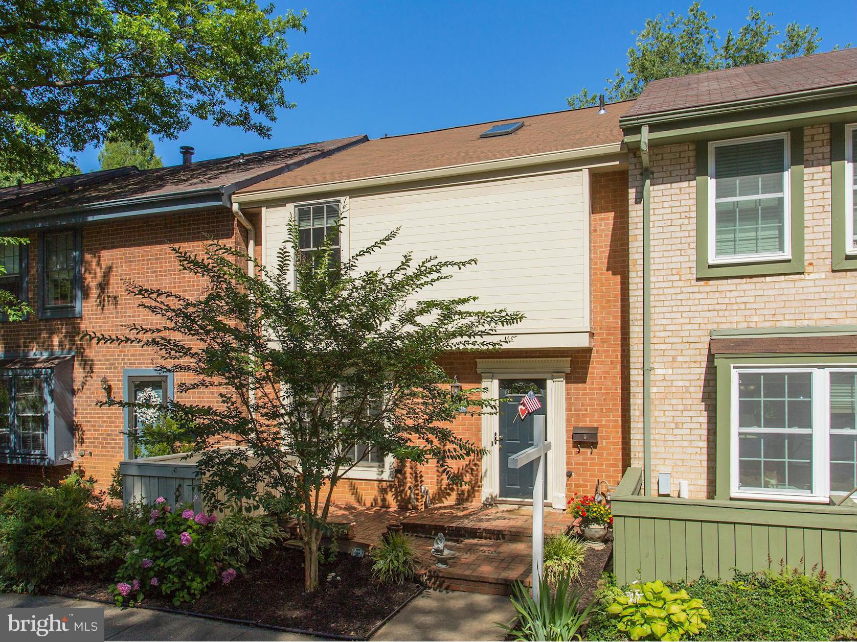 RESTON - Residential