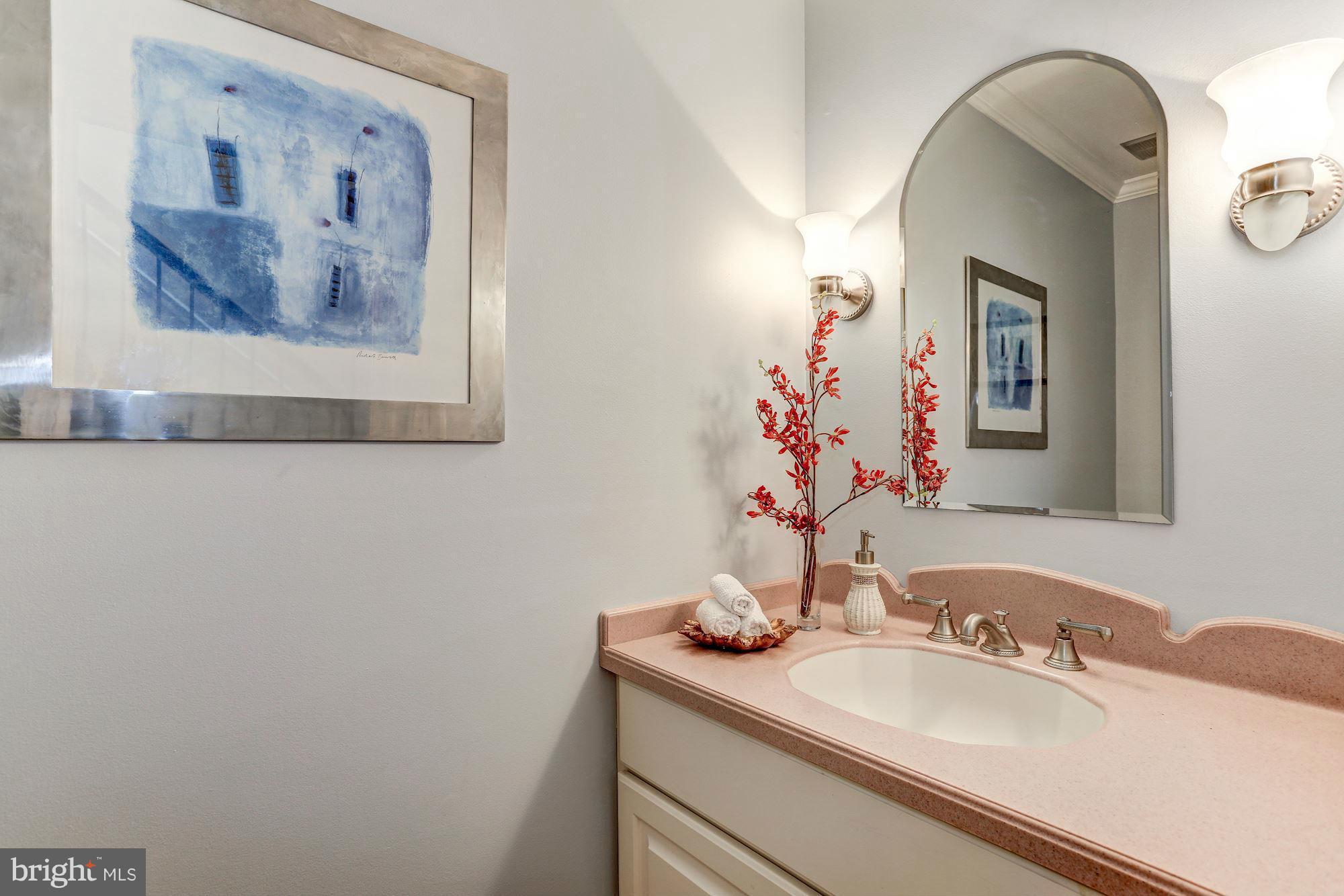 RESTON - Residential