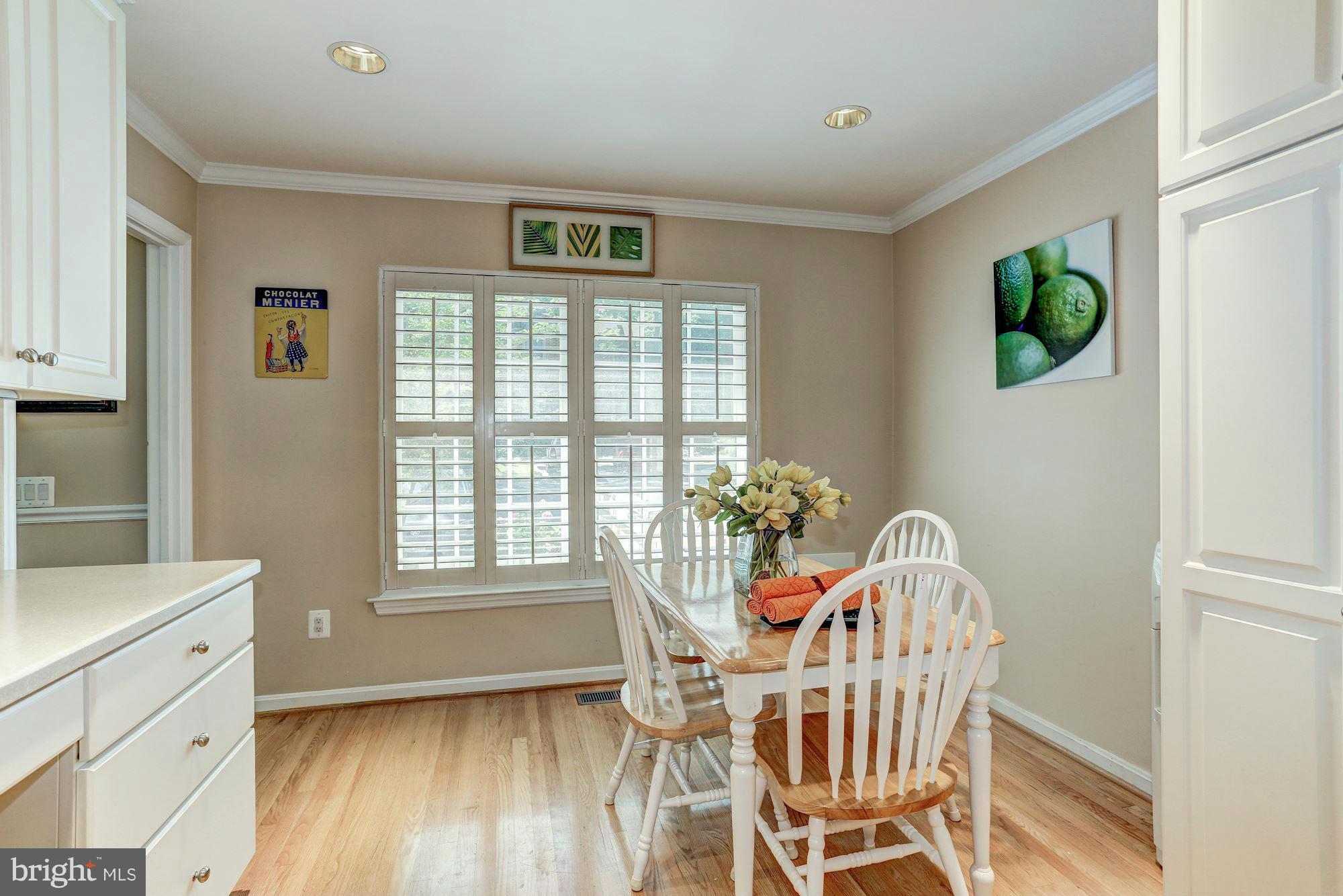 RESTON - Residential