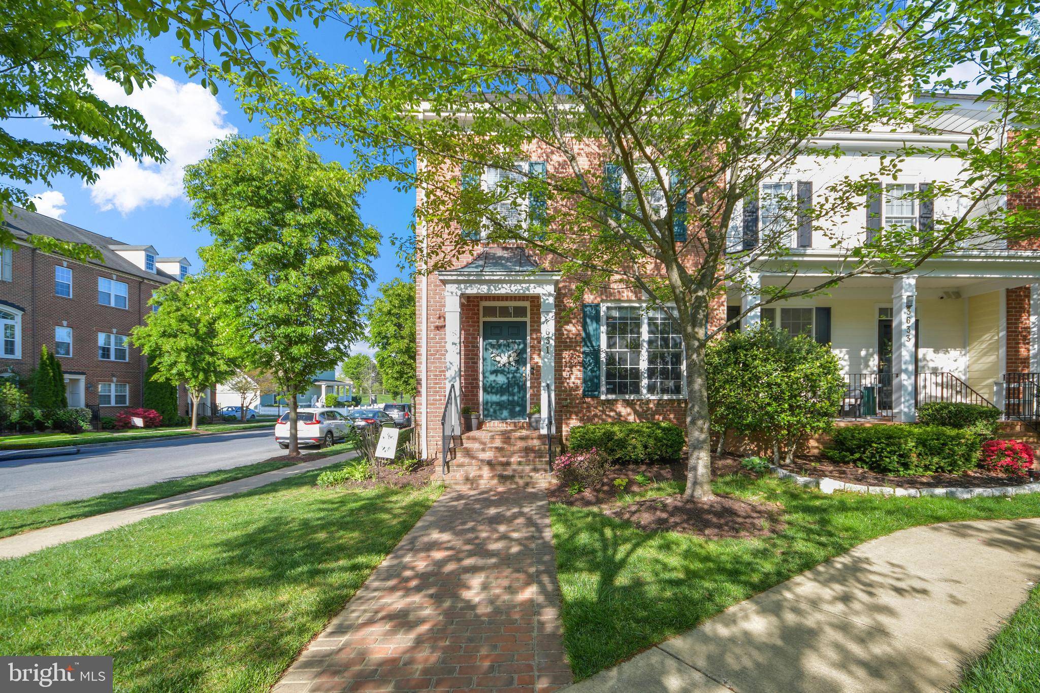 VILLAGES OF URBANA - Residential