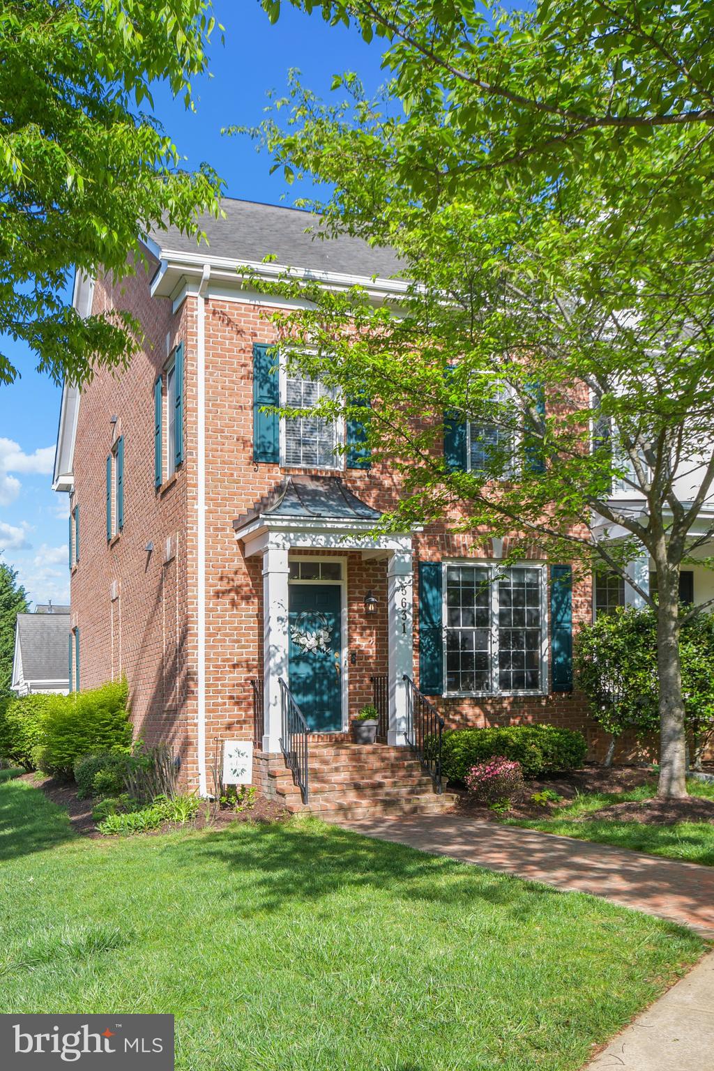 VILLAGES OF URBANA - Residential