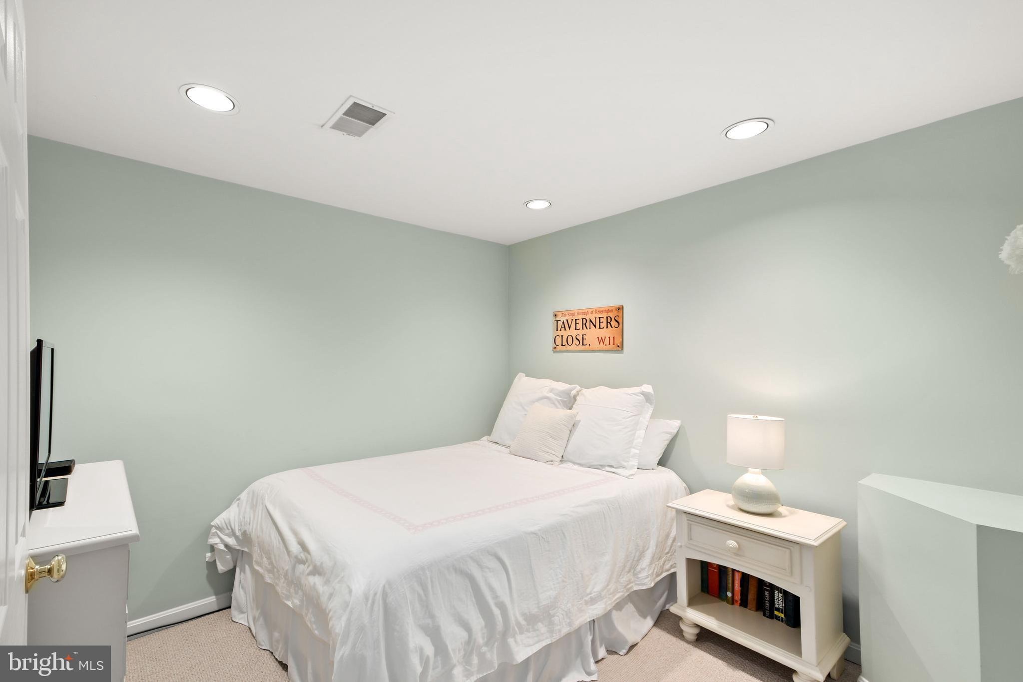 VILLAGES OF URBANA - Residential