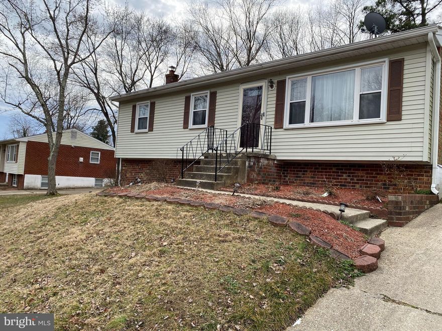 Move In Ready. Updated Kitchen and Bathrooms. Great backyard for entertaining.  NO HOA!!!