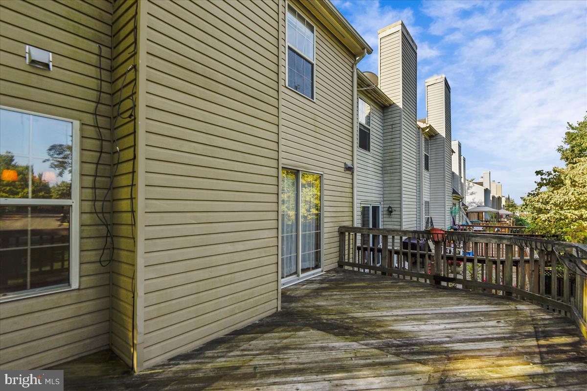 FLOWER HILL - Residential