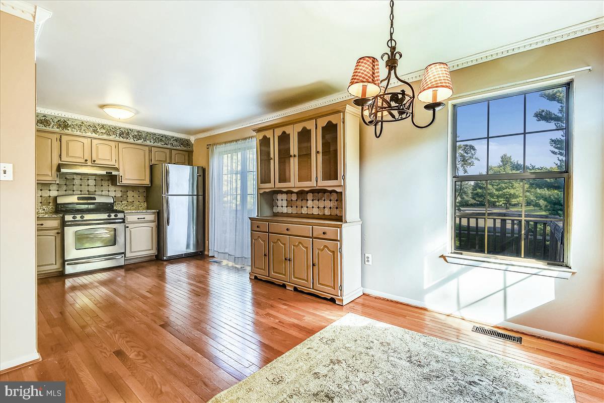 FLOWER HILL - Residential