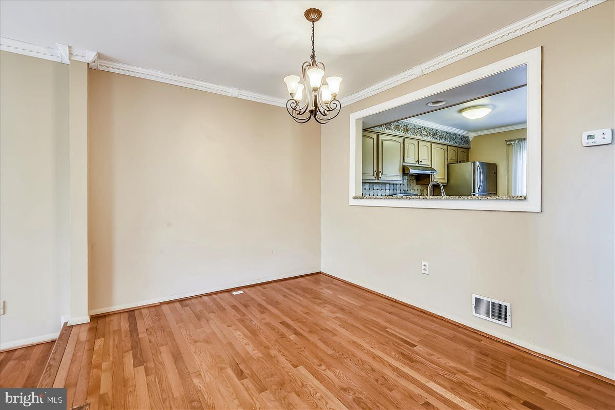 FLOWER HILL - Residential