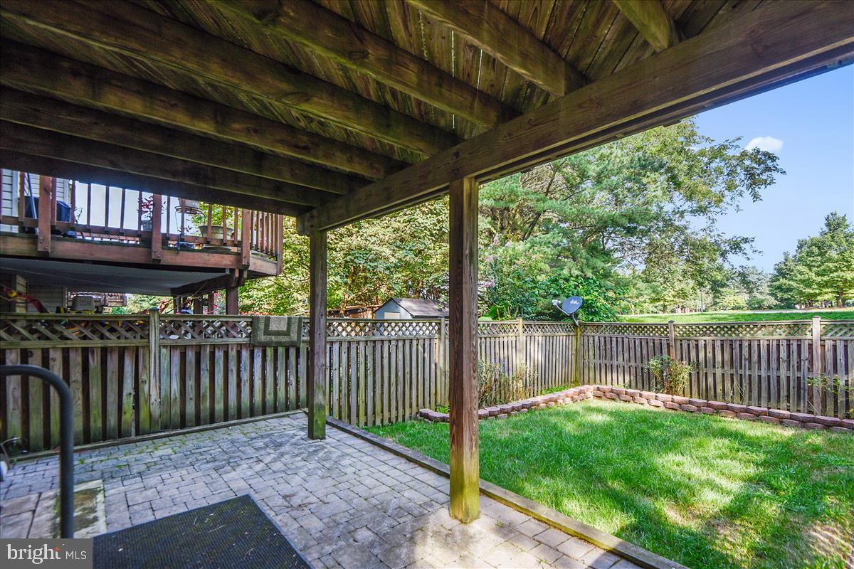 FLOWER HILL - Residential