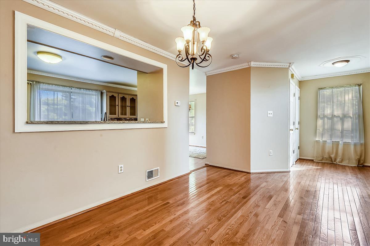 FLOWER HILL - Residential