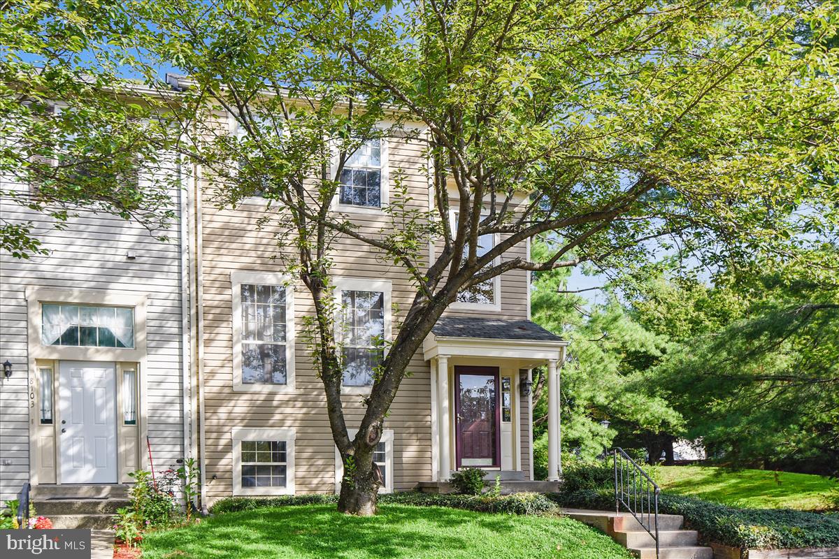 FLOWER HILL - Residential