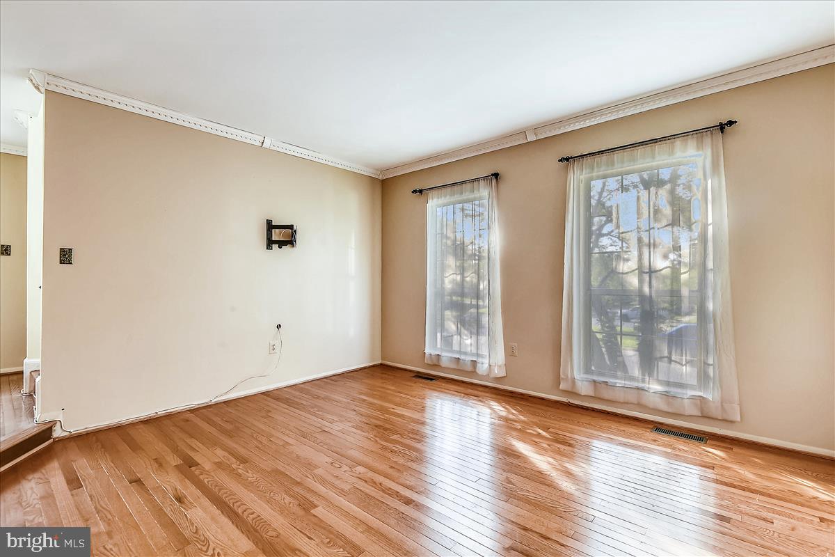 FLOWER HILL - Residential