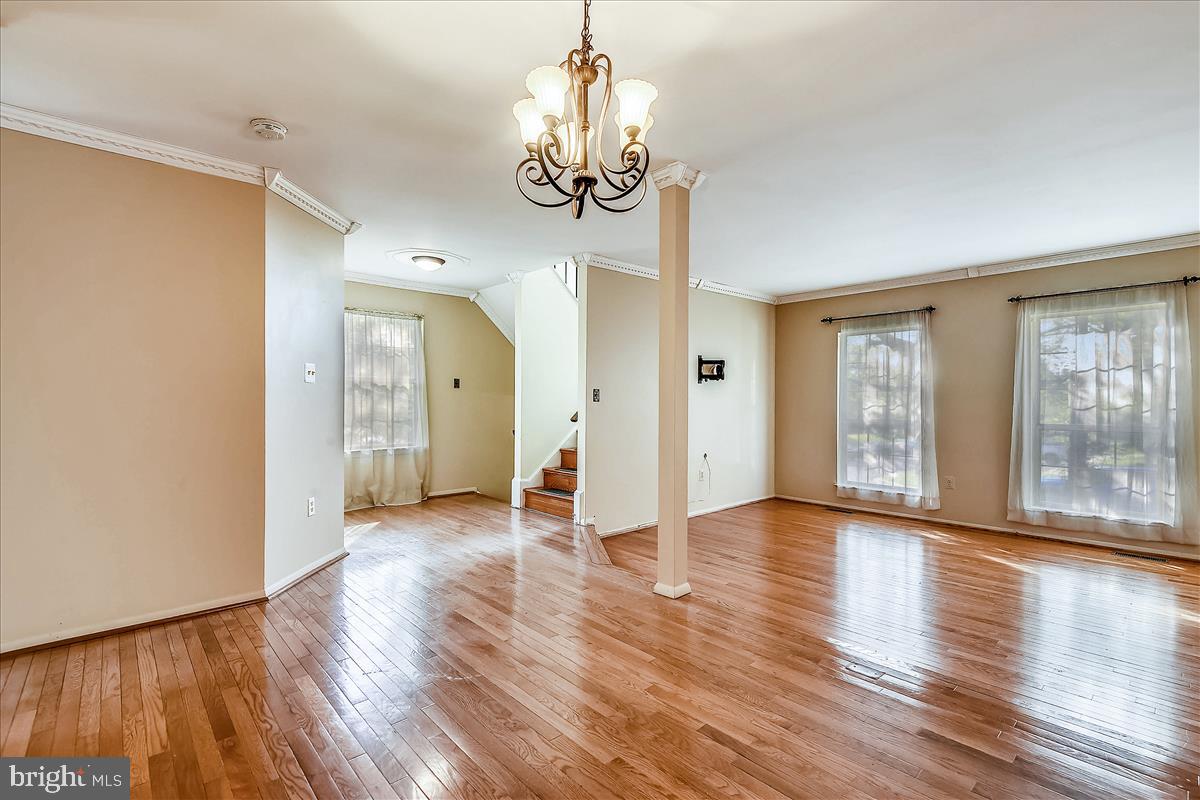 FLOWER HILL - Residential