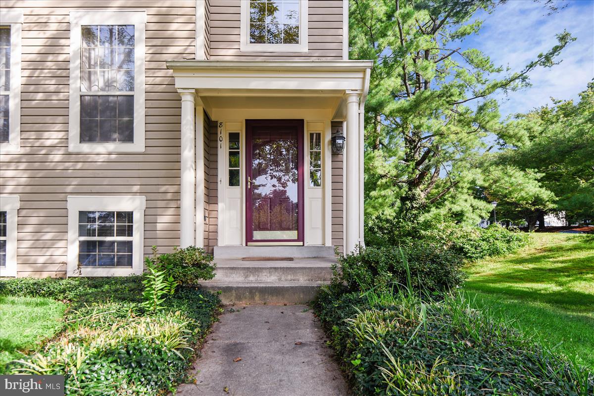 FLOWER HILL - Residential