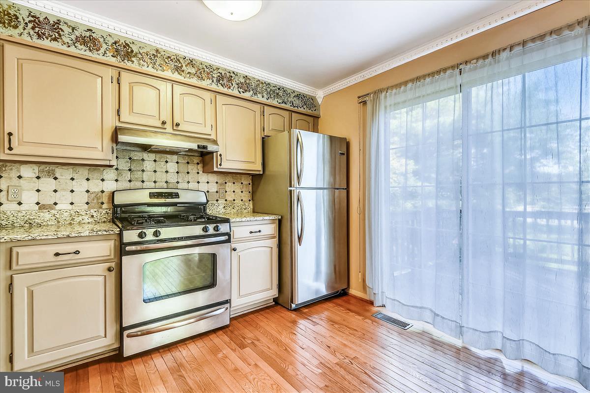 FLOWER HILL - Residential