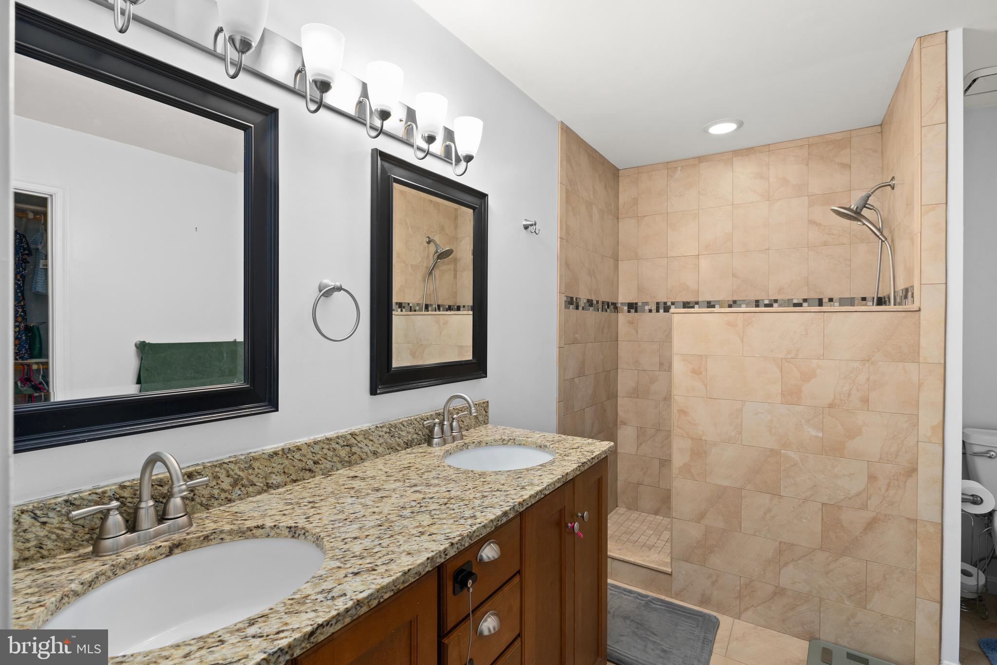 FOXBERRY - Residential