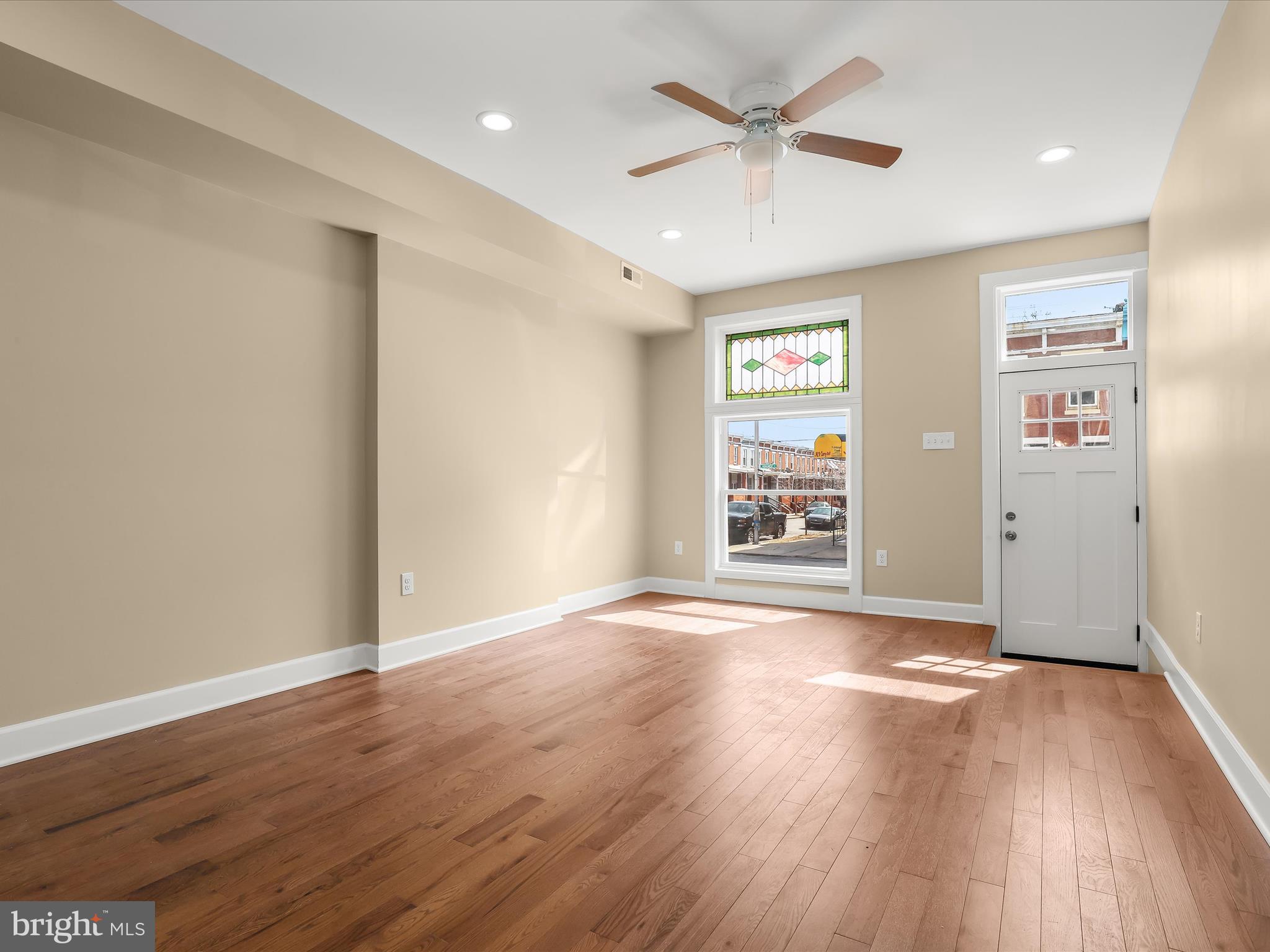 ELWOOD PARK - Residential