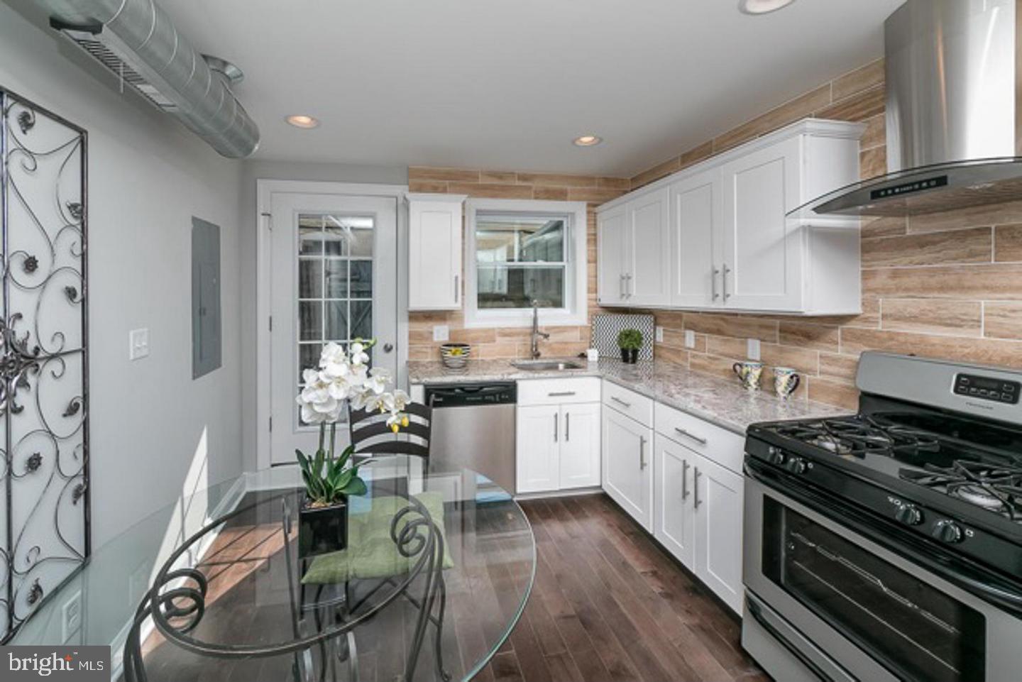 CANTON - Residential Lease