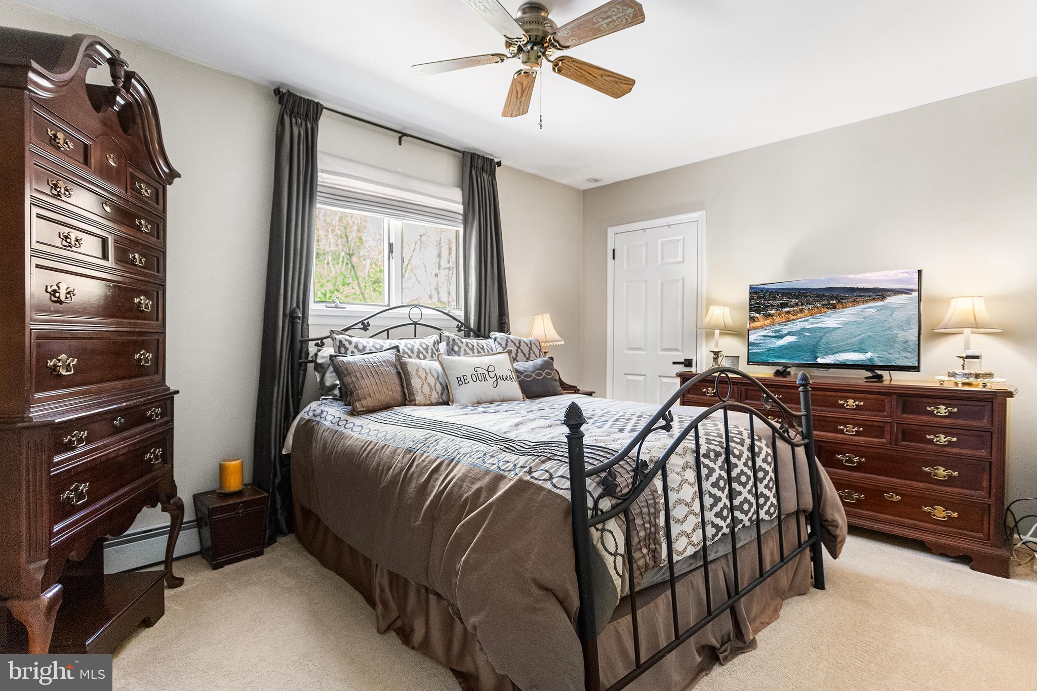 CAMELOT ESTS - Residential