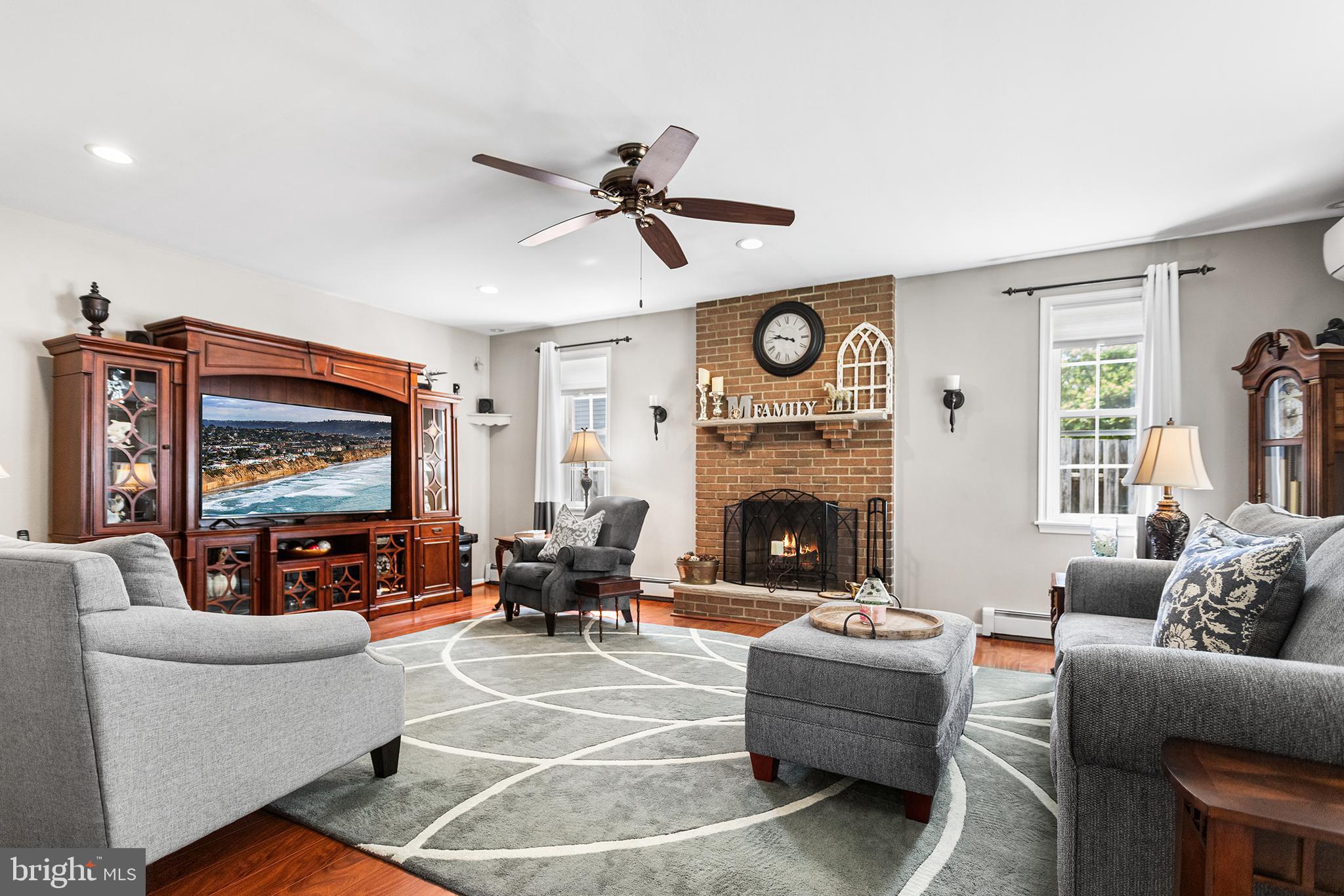 CAMELOT ESTS - Residential