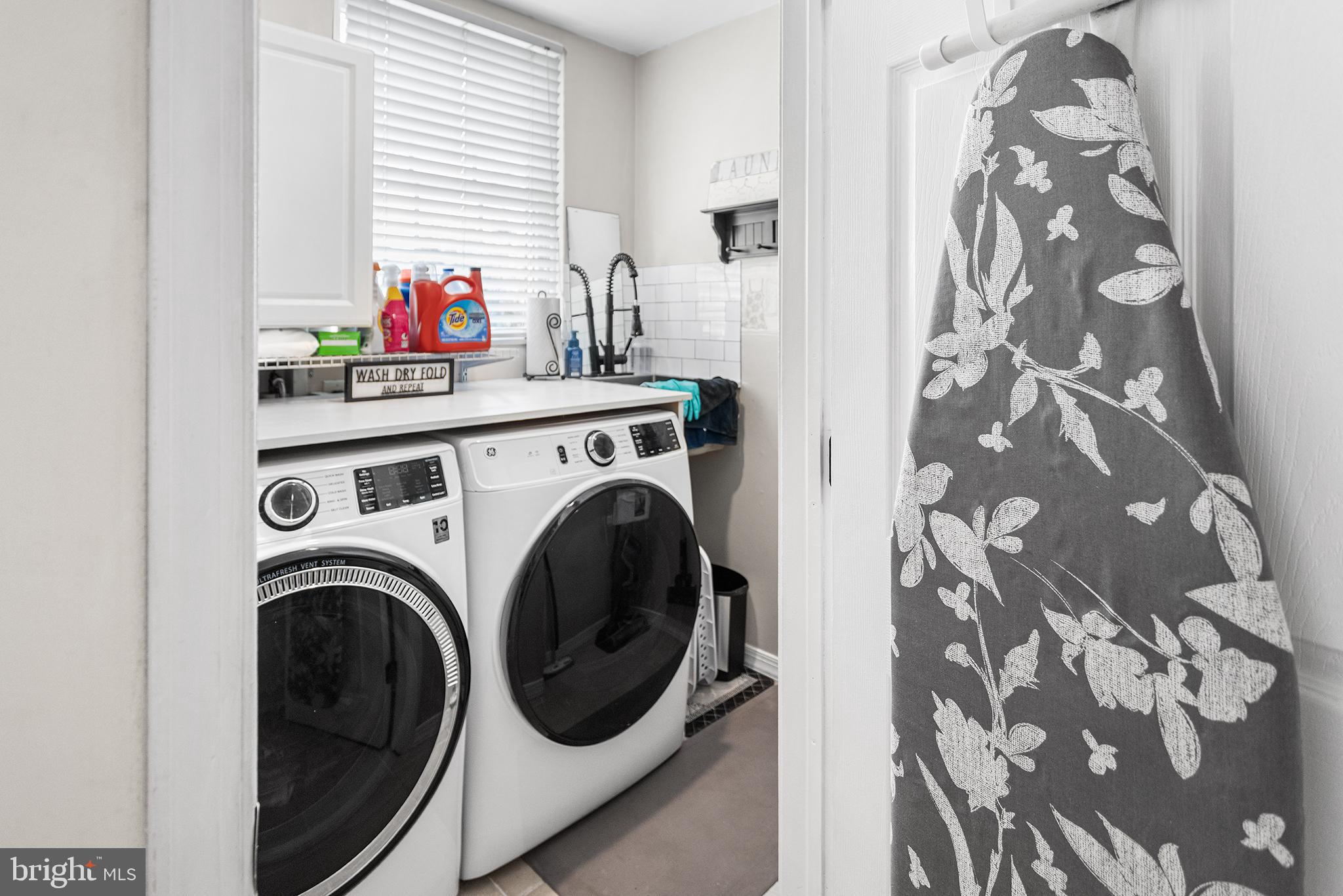 CAMELOT ESTS - Residential