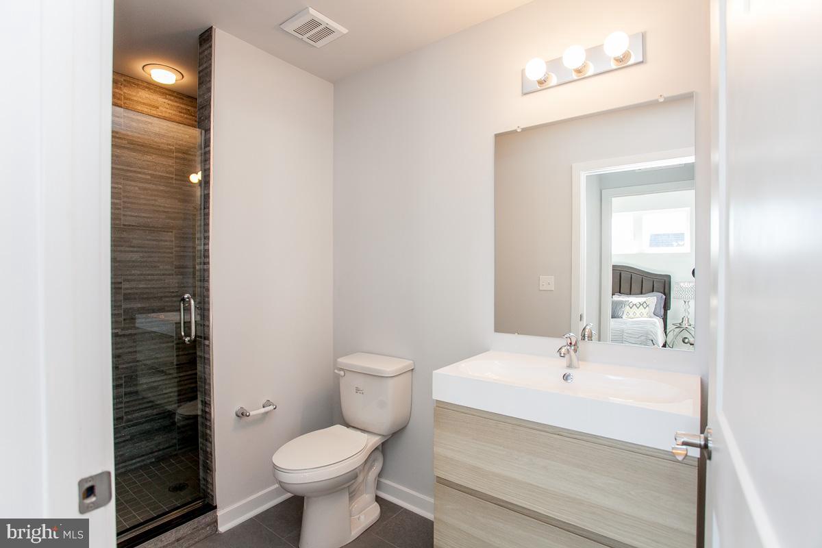 OVERBROOK PARK - Residential Lease