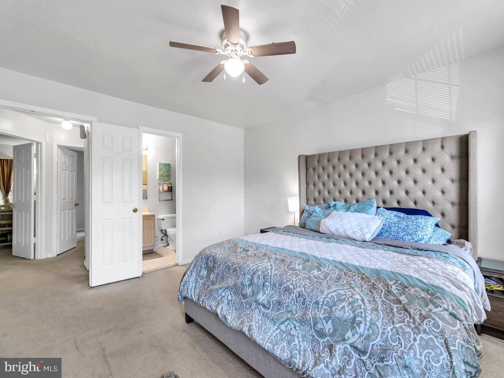 KINGS POINT - Residential