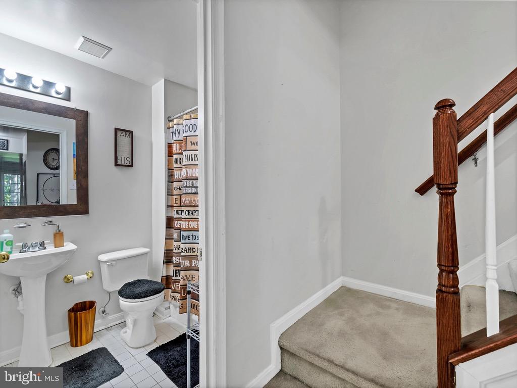 KINGS POINT - Residential