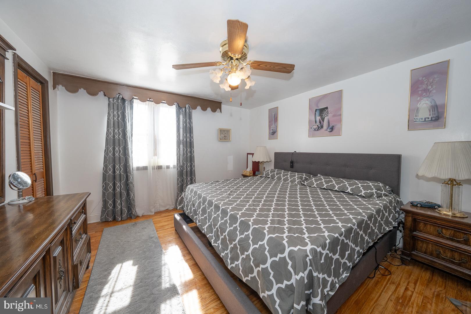 CLIFTON HEIGHTS - Residential